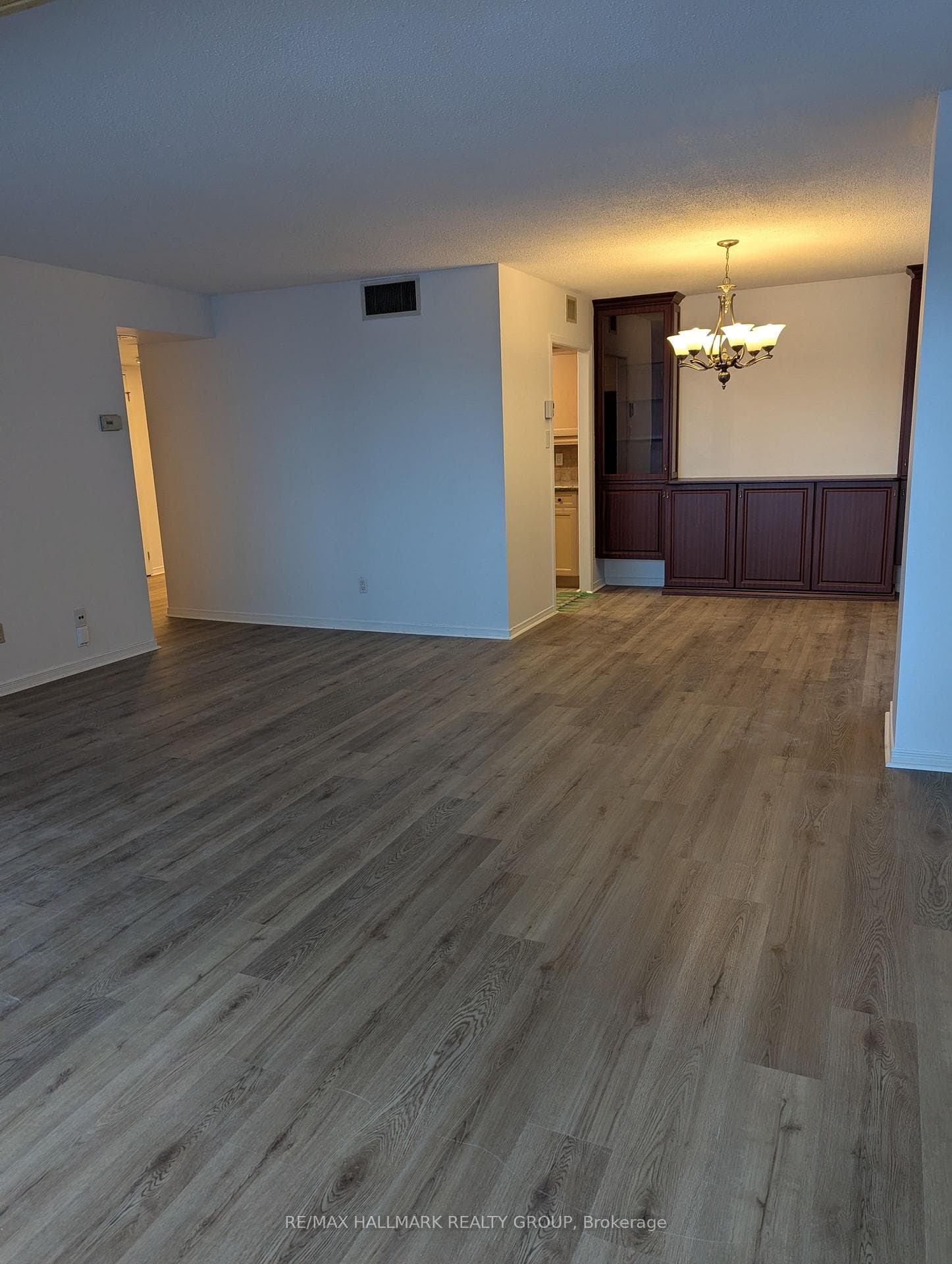 160 George Street Unit 706 photo 13
