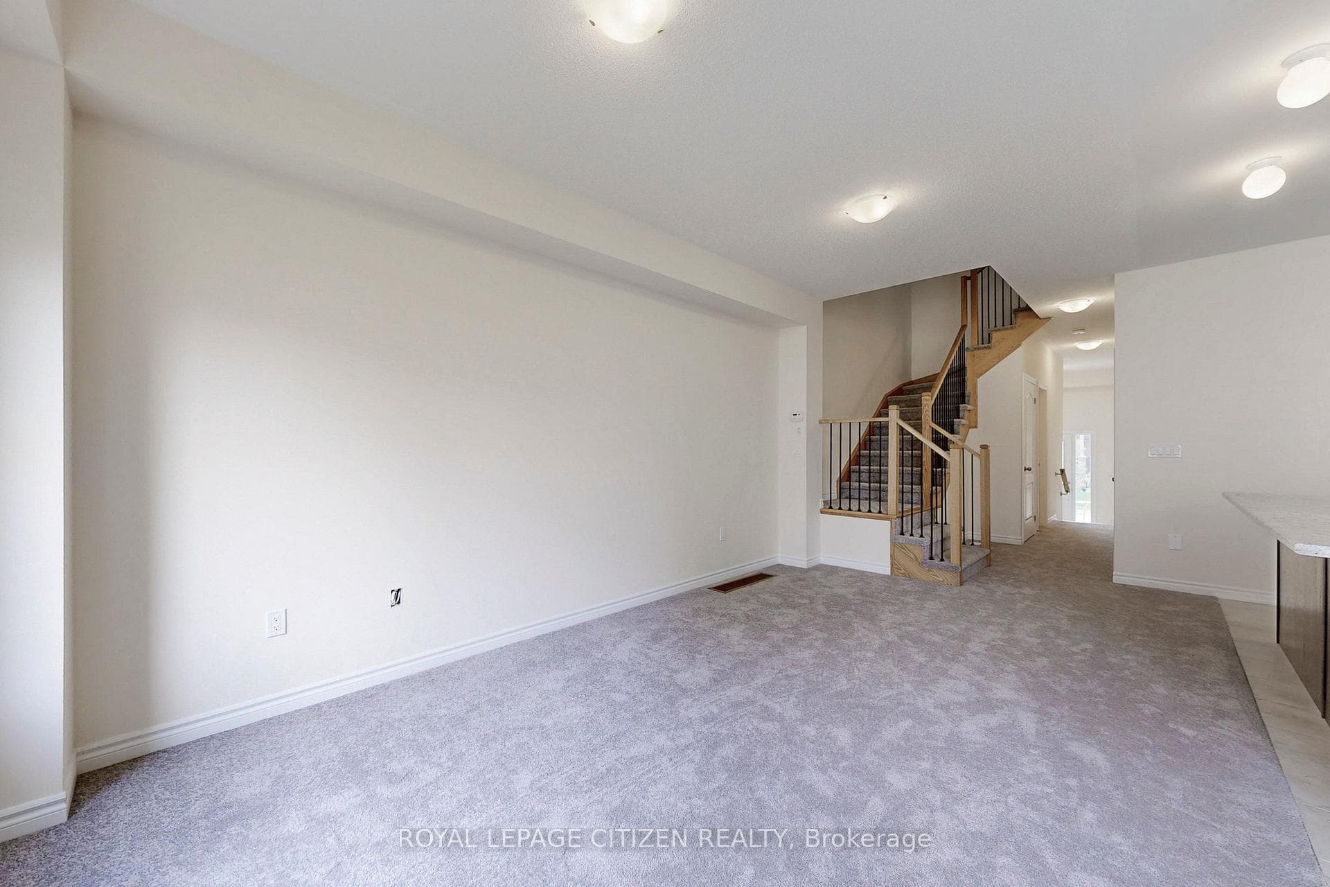45 Raines Road photo 9