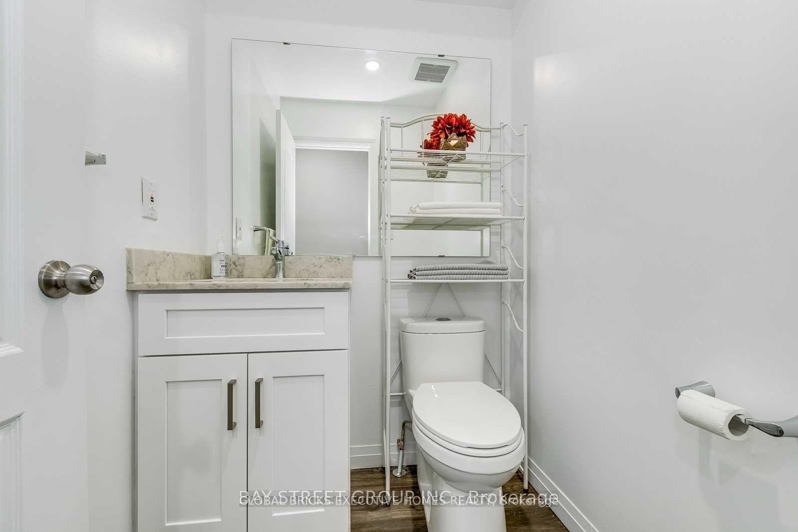 5045 Rundle Court Unit Upper photo 11