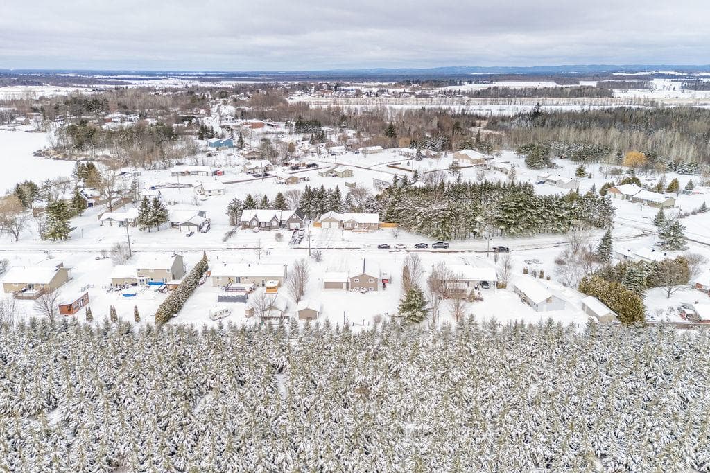 63 Meadowview Drive photo 40