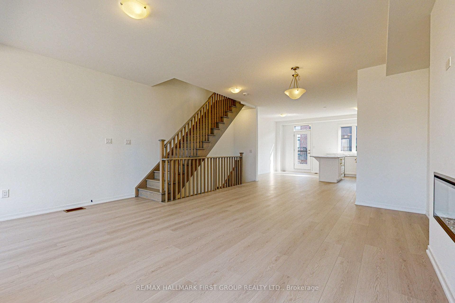 3 Bateson Street photo 12