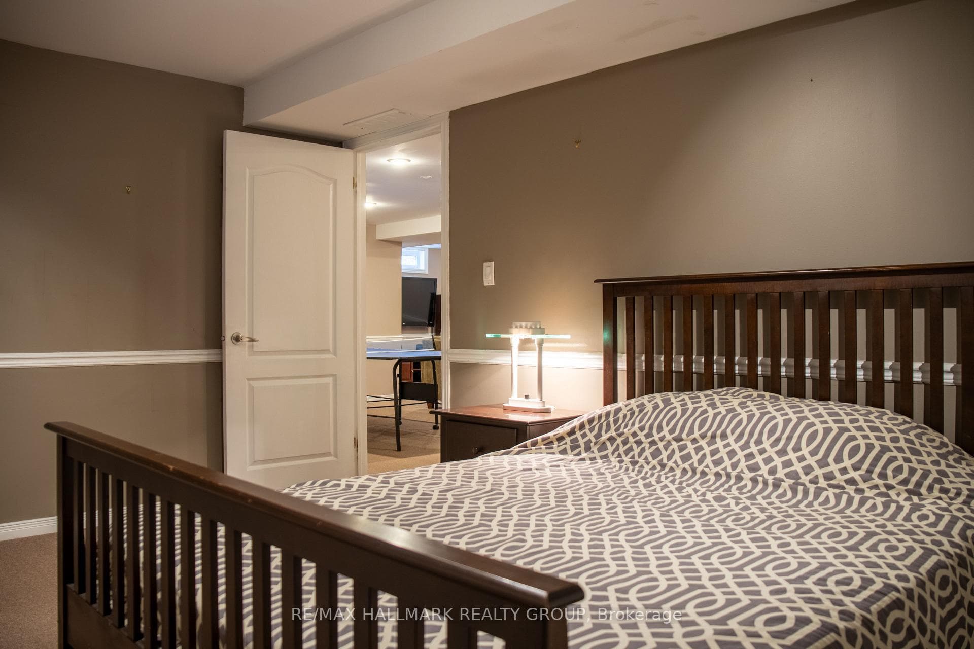 Basement bedroom with closet