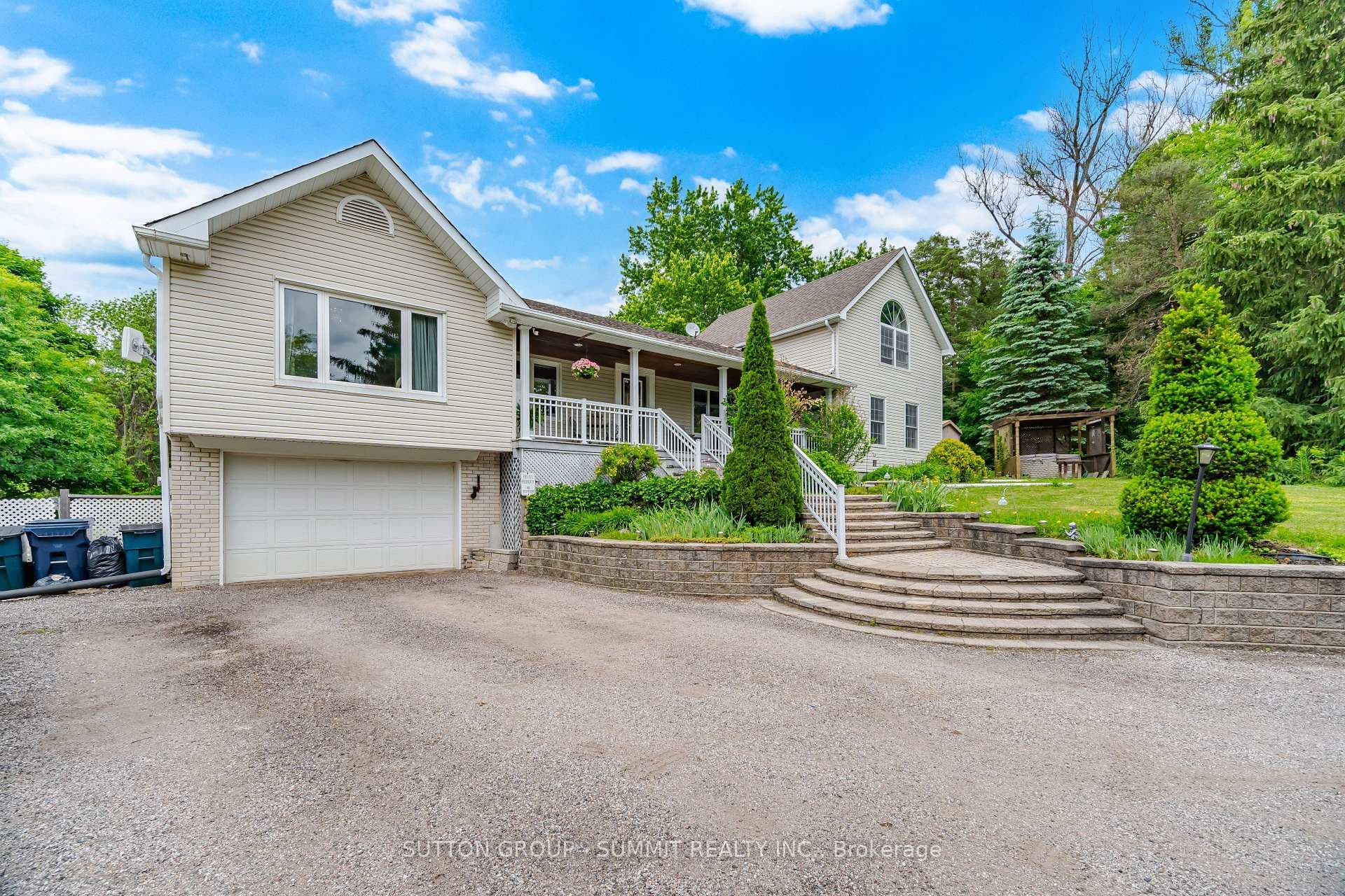 2320 LLOYDTOWN-AURORA Road photo 3