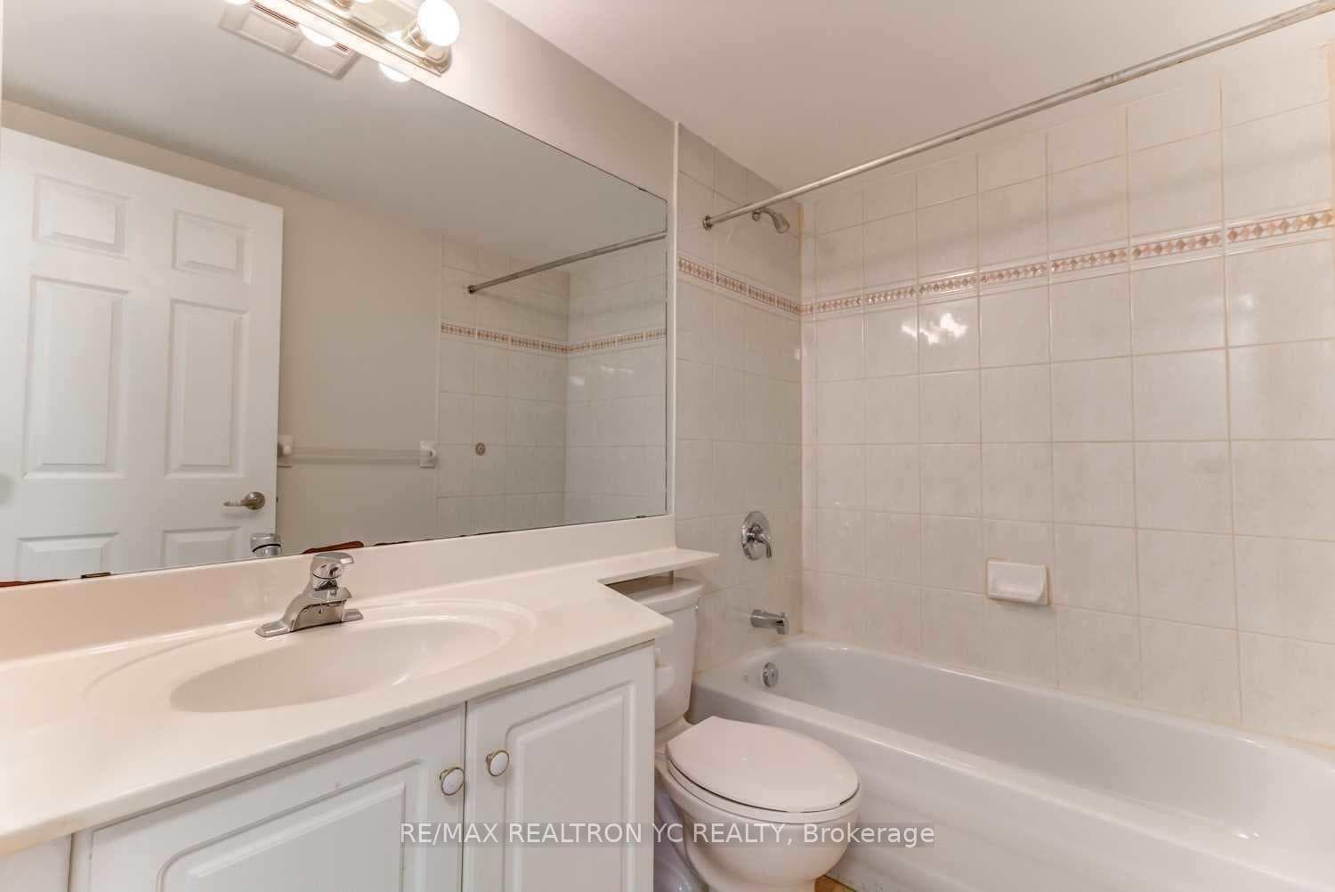 23 Lorraine Drive Unit 313 photo 10