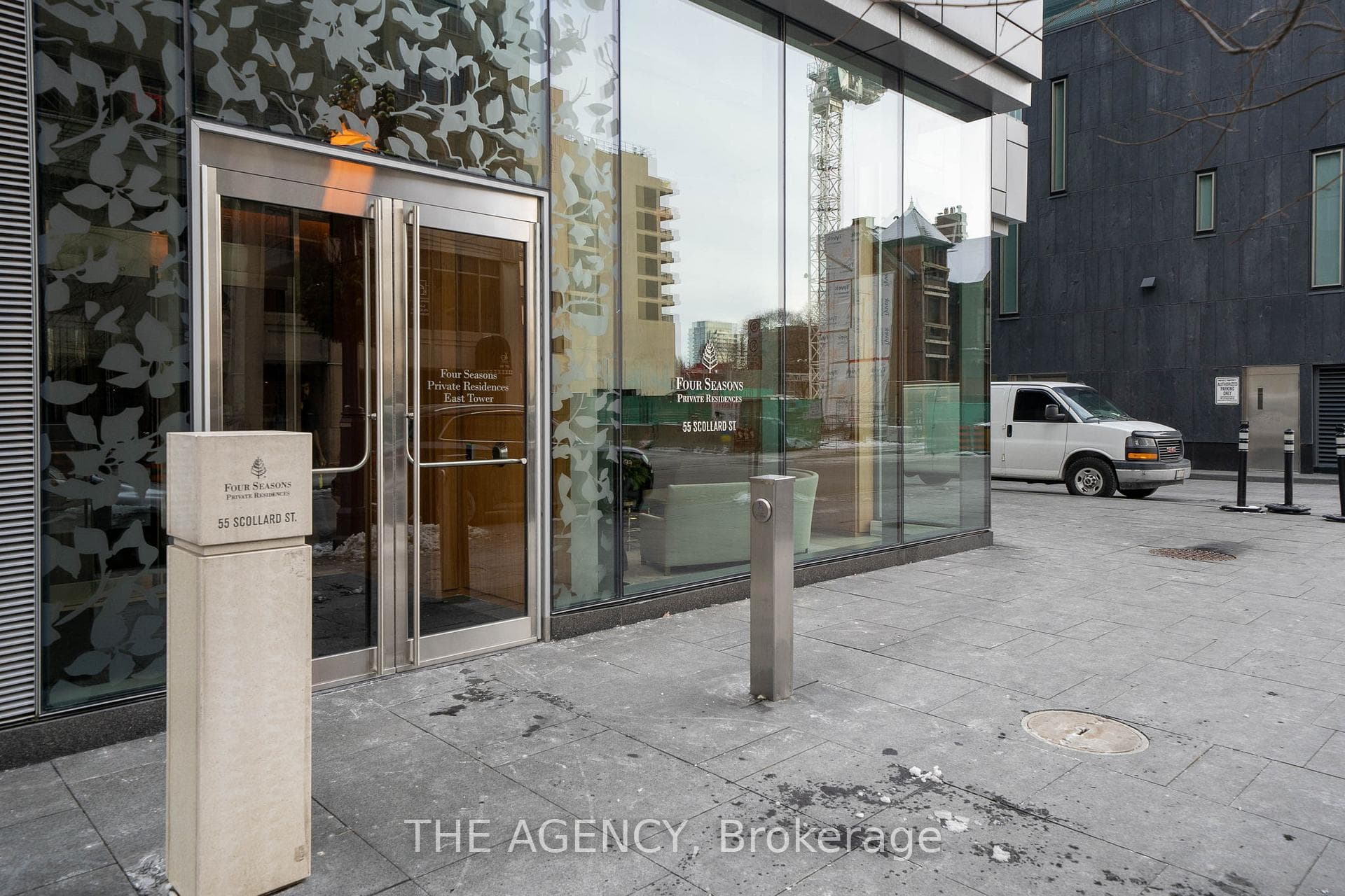 55 Scollard Street Unit 503 photo 2