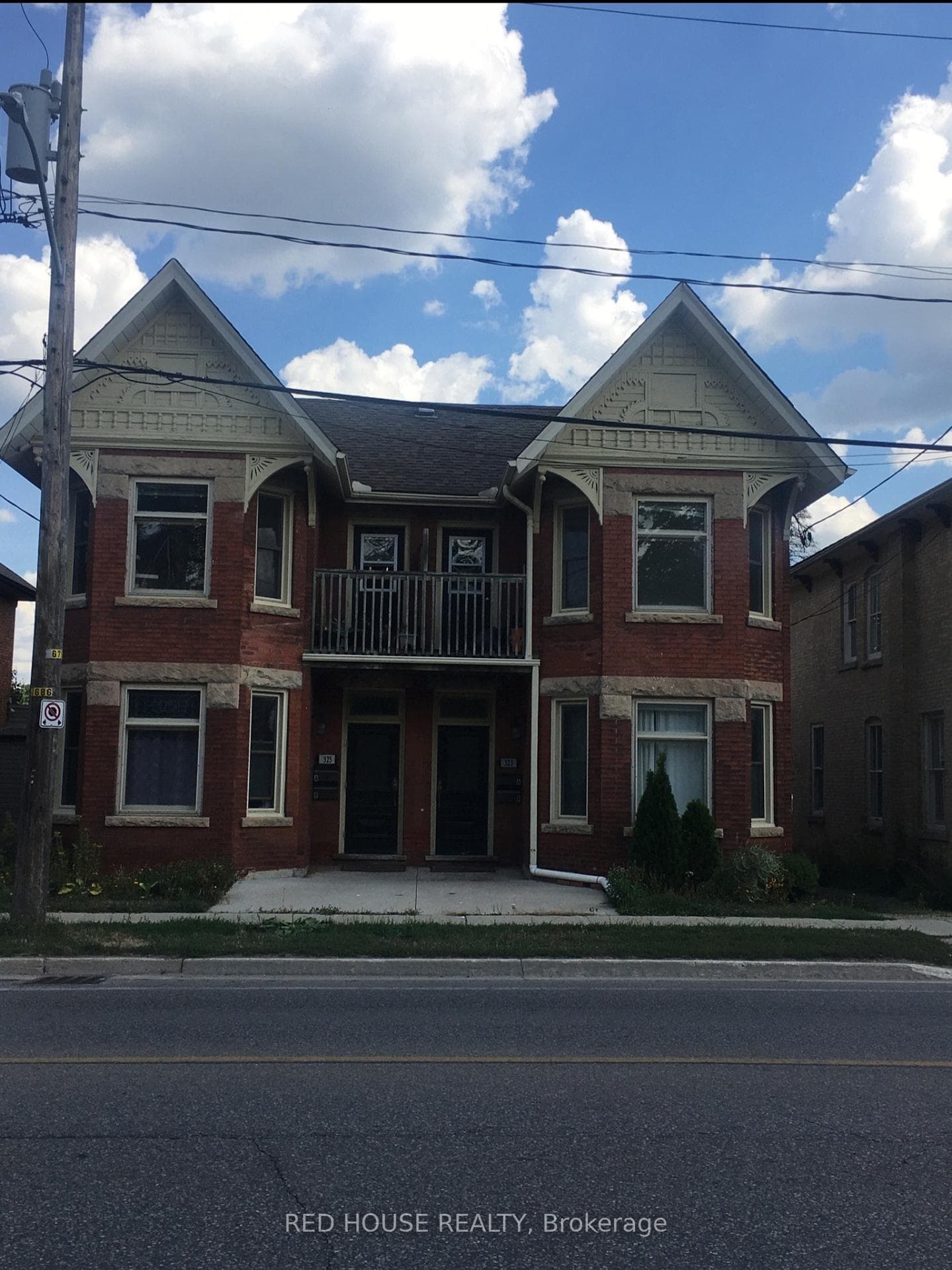 323B Woolwich Street photo 1