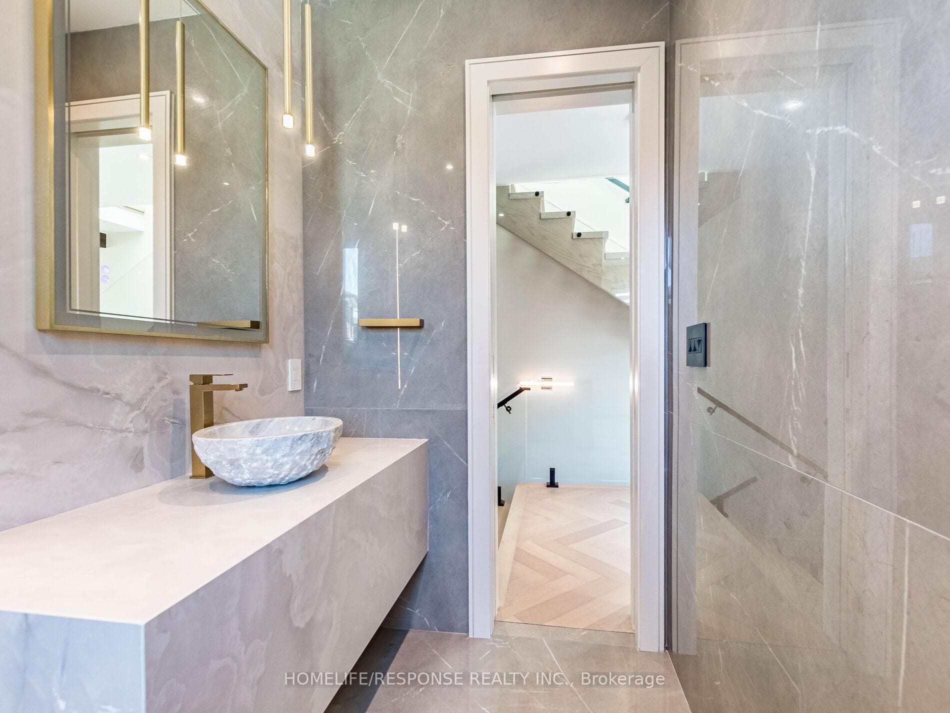 6A PINE Avenue photo 21