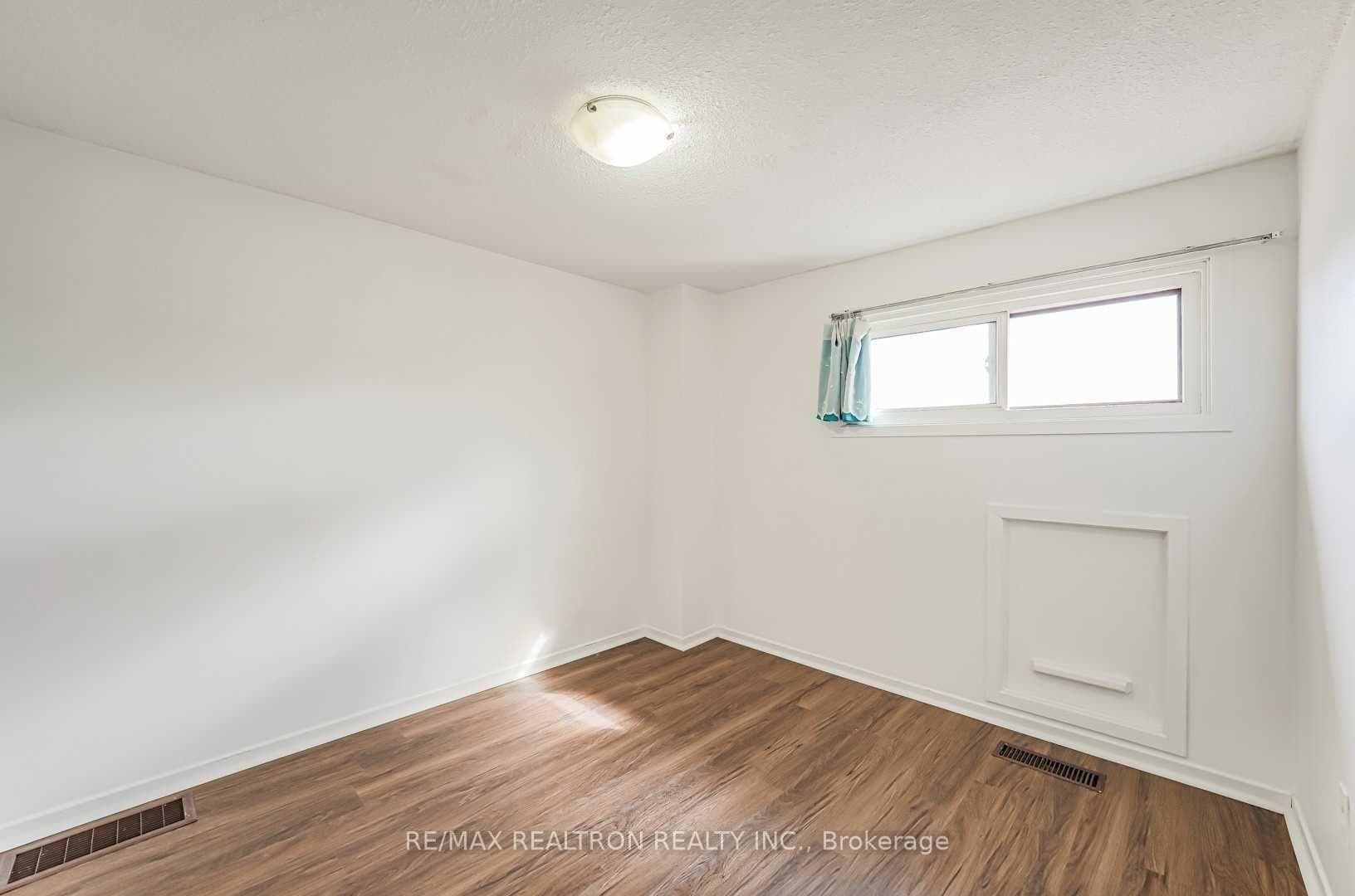 275 Broadview Avenue Unit 59 photo 11