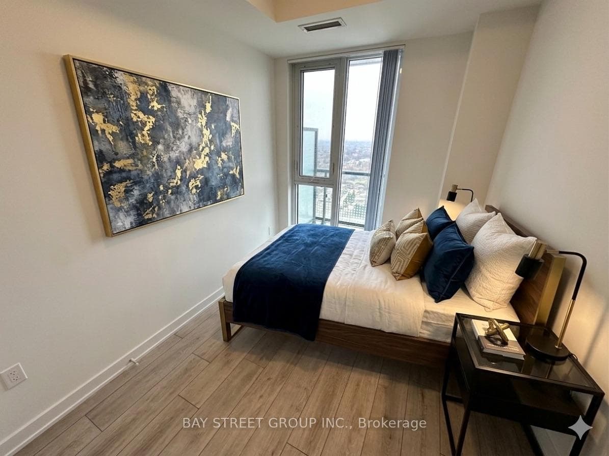 5858 Yonge Street Unit 2915 photo 3