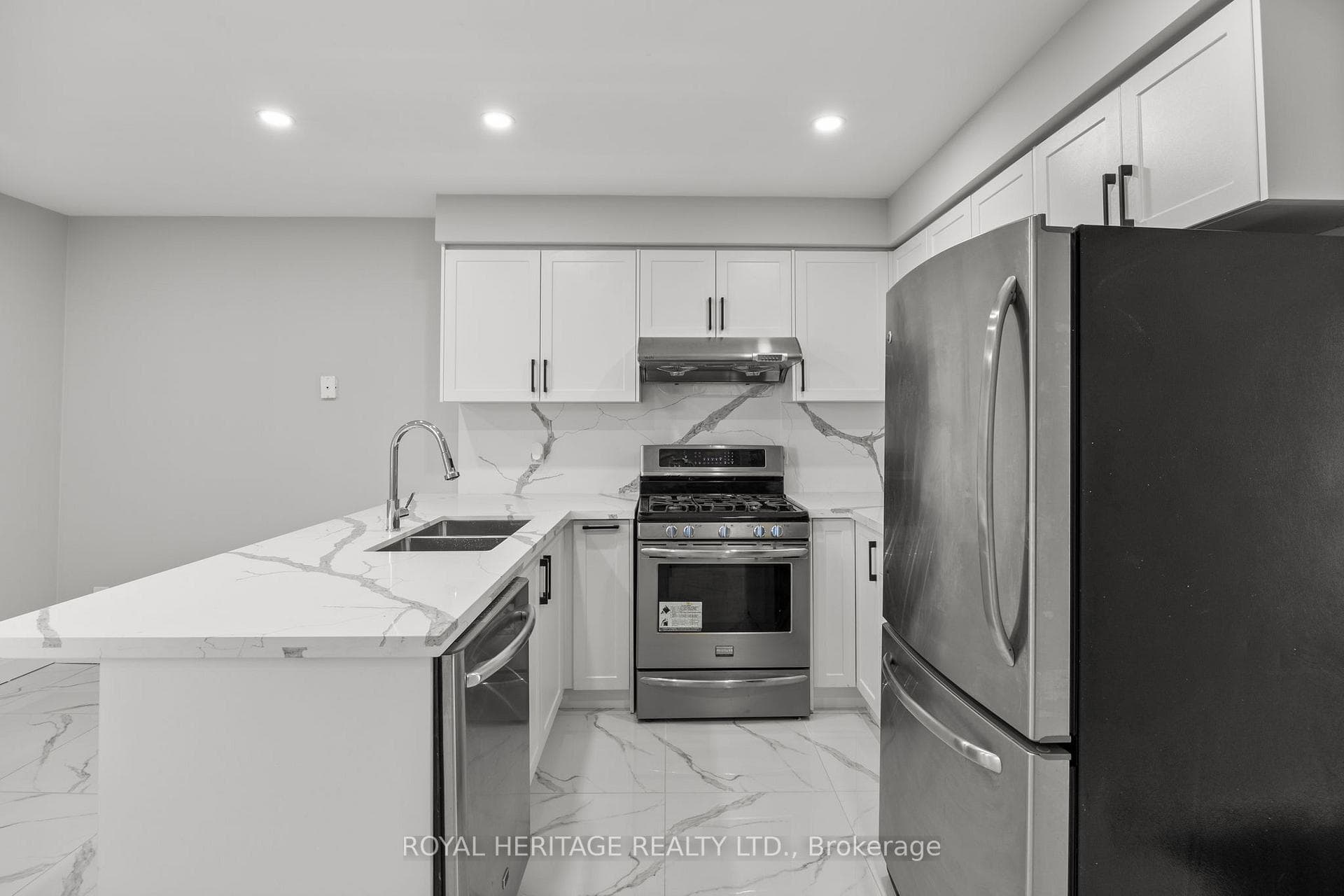 19 Weekes Drive photo 6