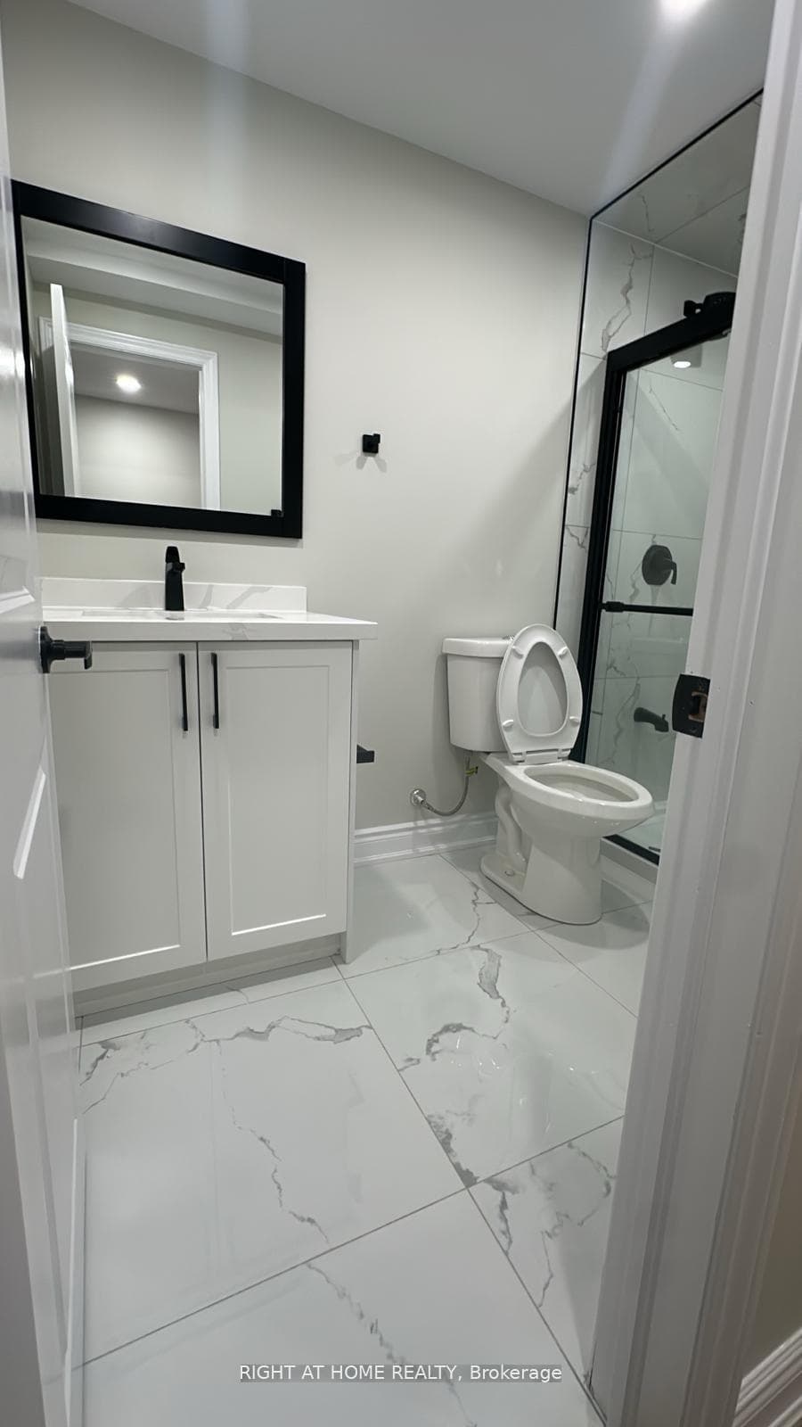2122 Cayenne Street photo 9