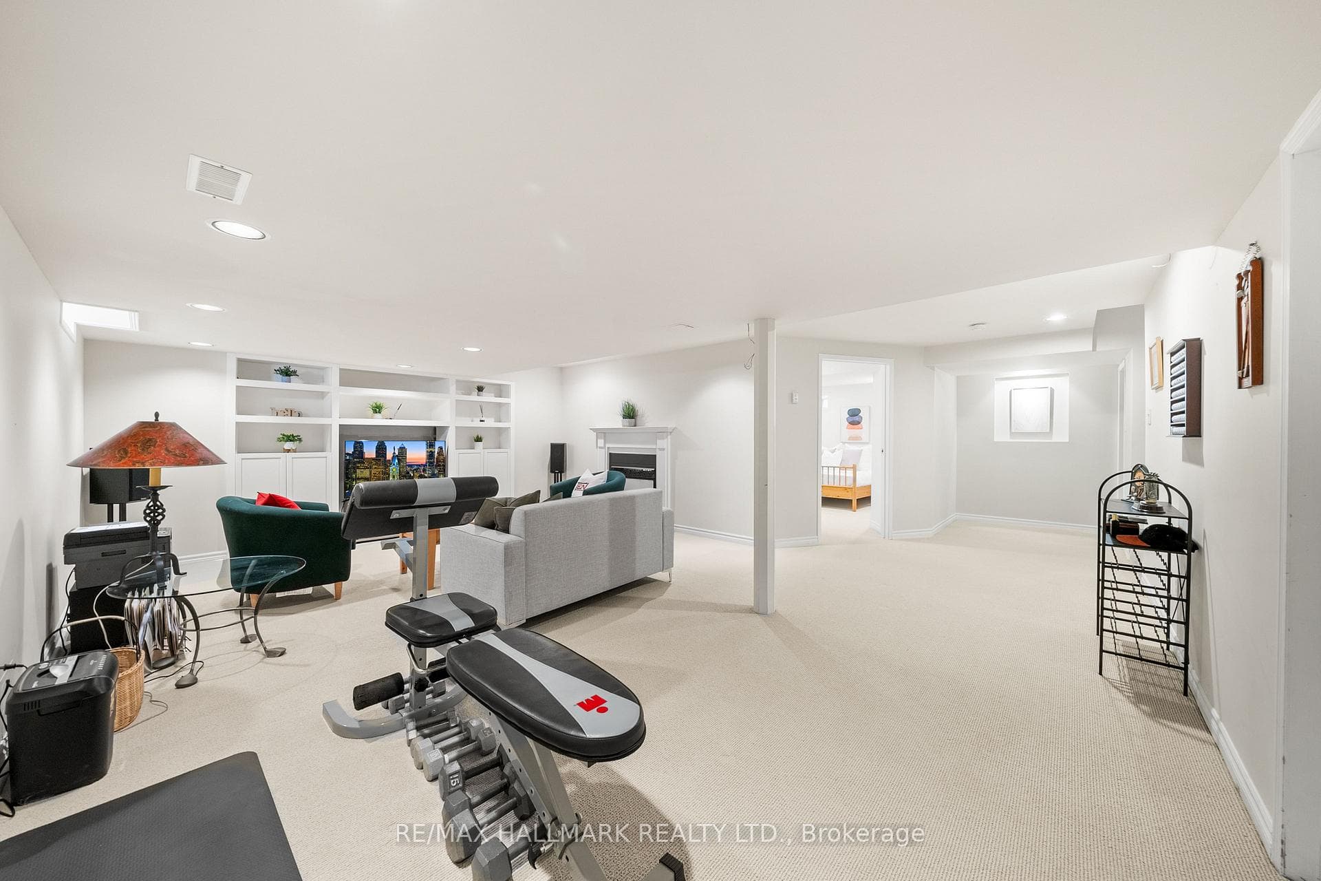 1506 Oakburn Street photo 27