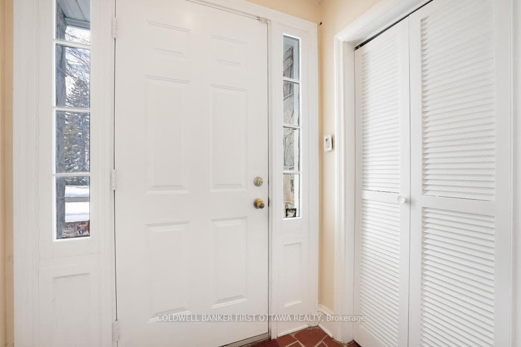 413 Island Park Drive photo 5