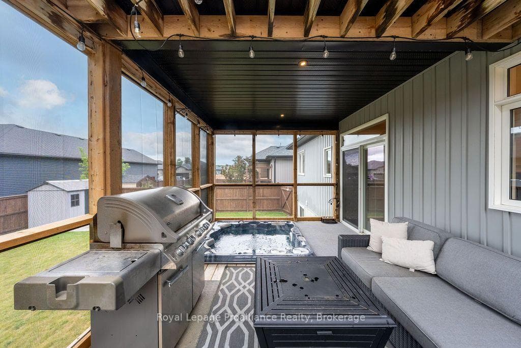 45 Ambrosia Terrace photo 24