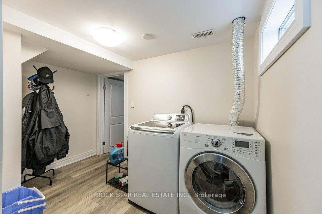 124 East 19th Street photo 24