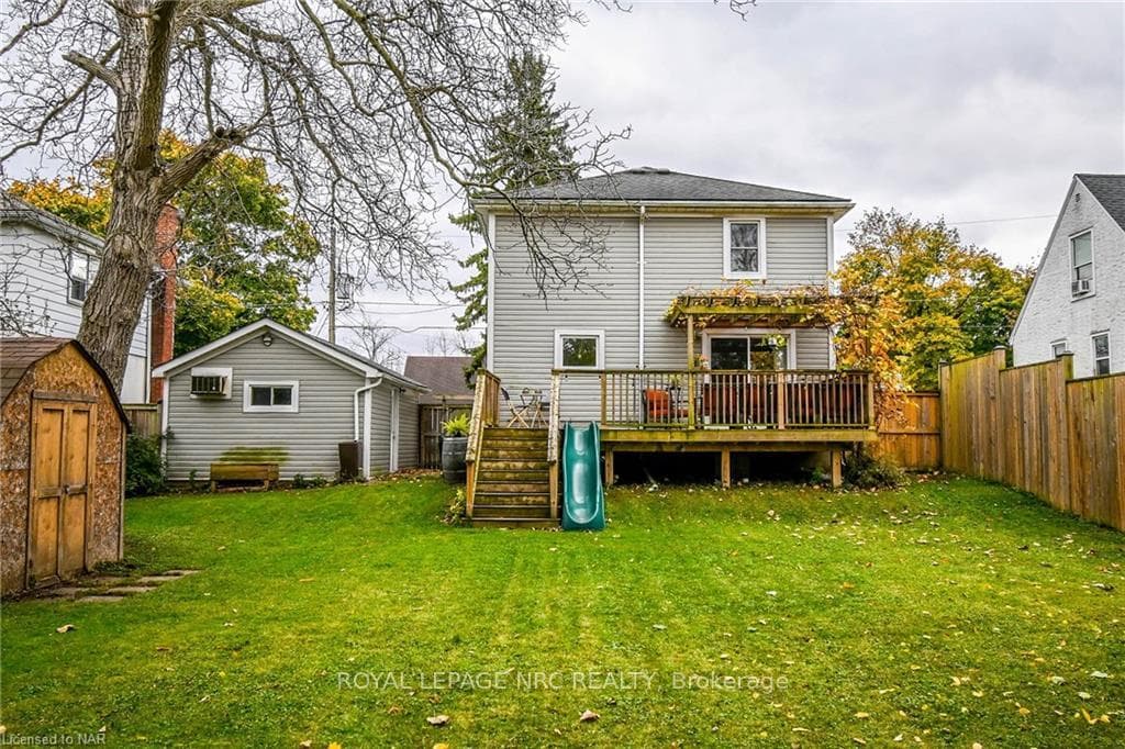 7069 WINDSOR Crescent photo 30