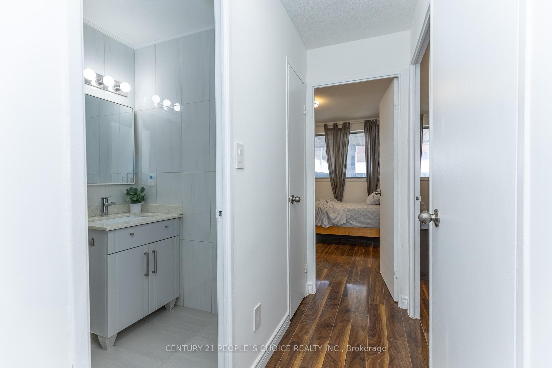 10 Eddystone Avenue Unit 106 photo 28