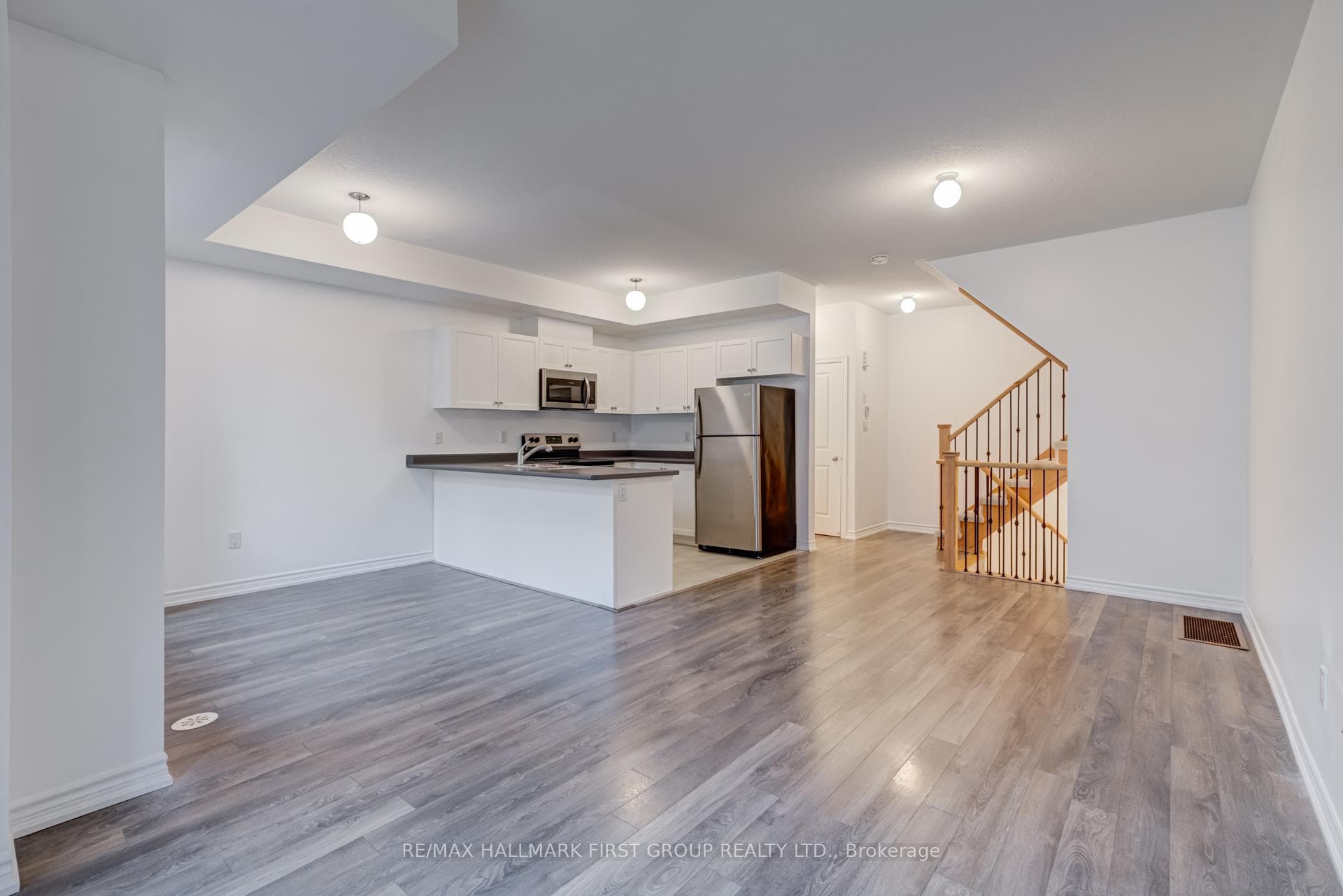 2428 Nantucket Chase Unit 111 photo 6