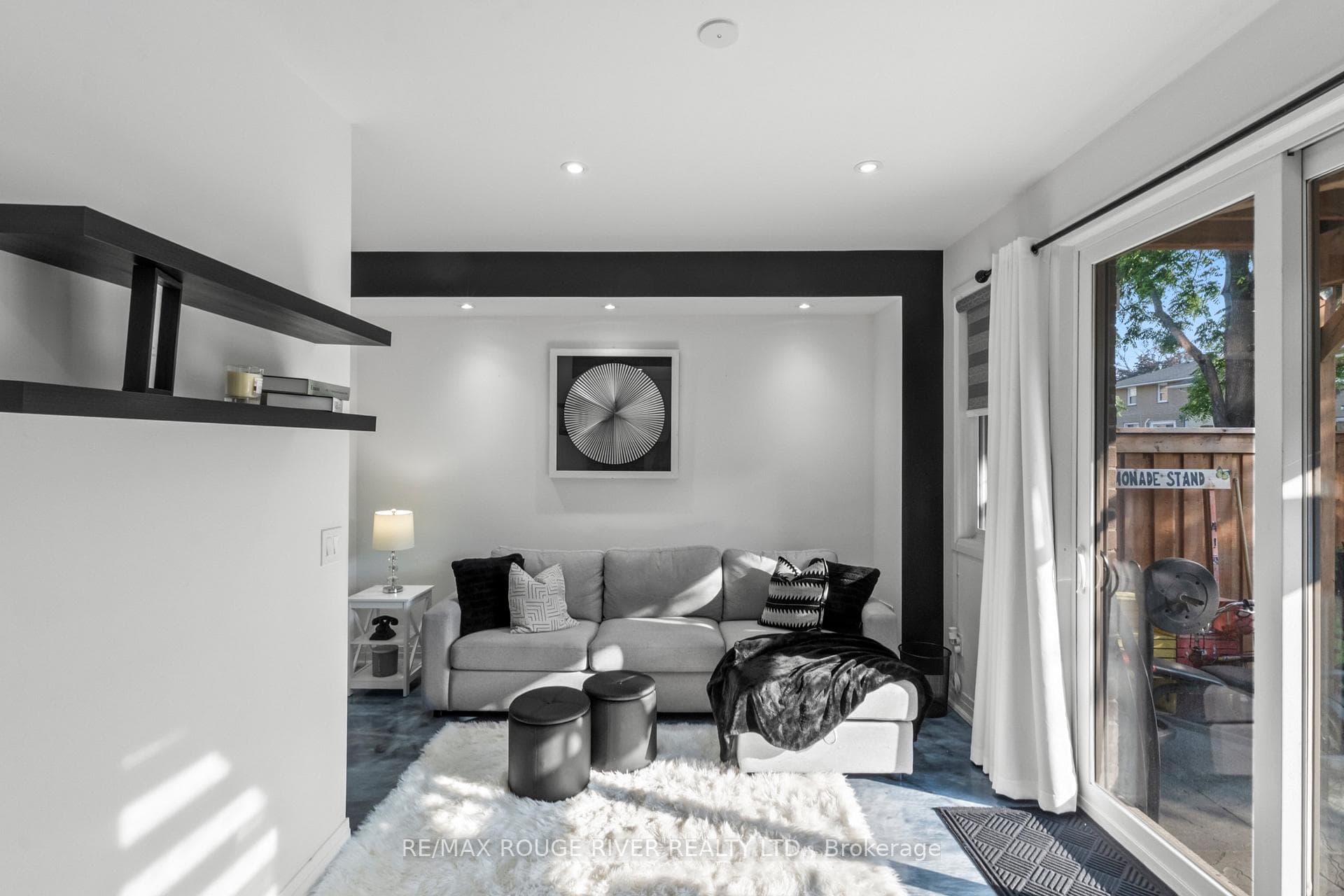 24 Waterside Way photo 8