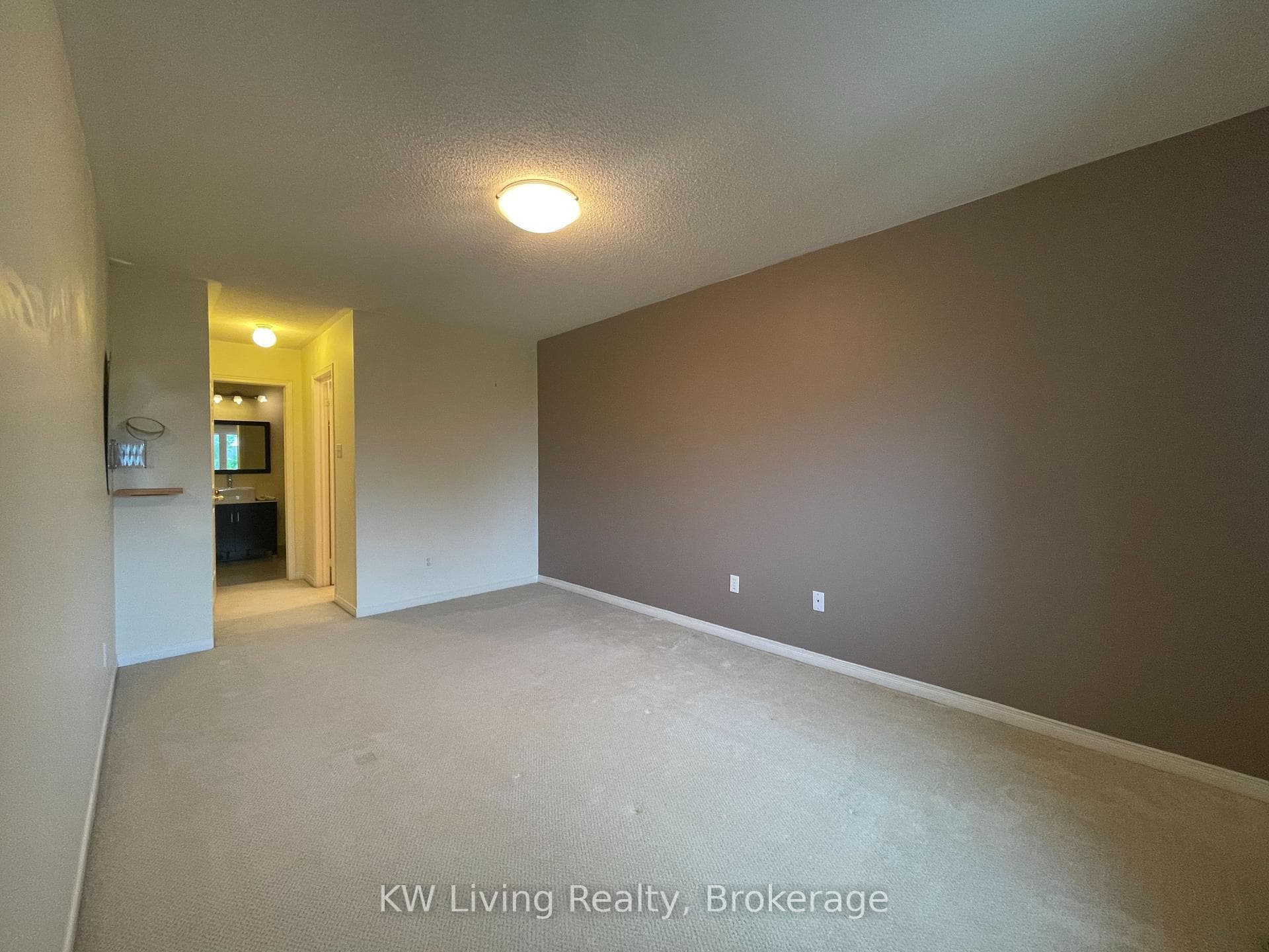 60 Coburg Crescent photo 19