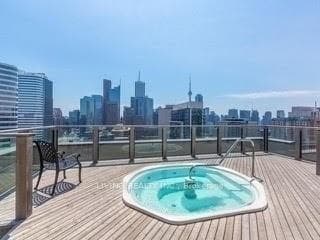 633 Bay Street Unit 1704 photo 9
