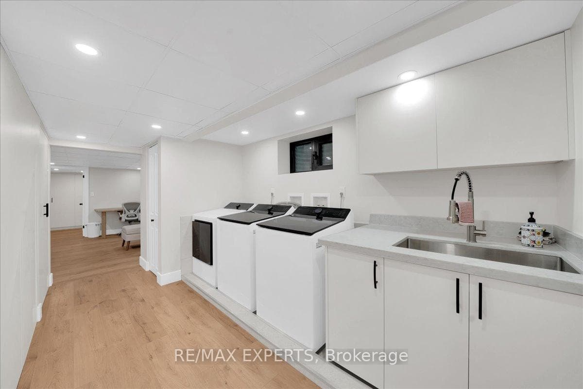 525 King Street photo 27