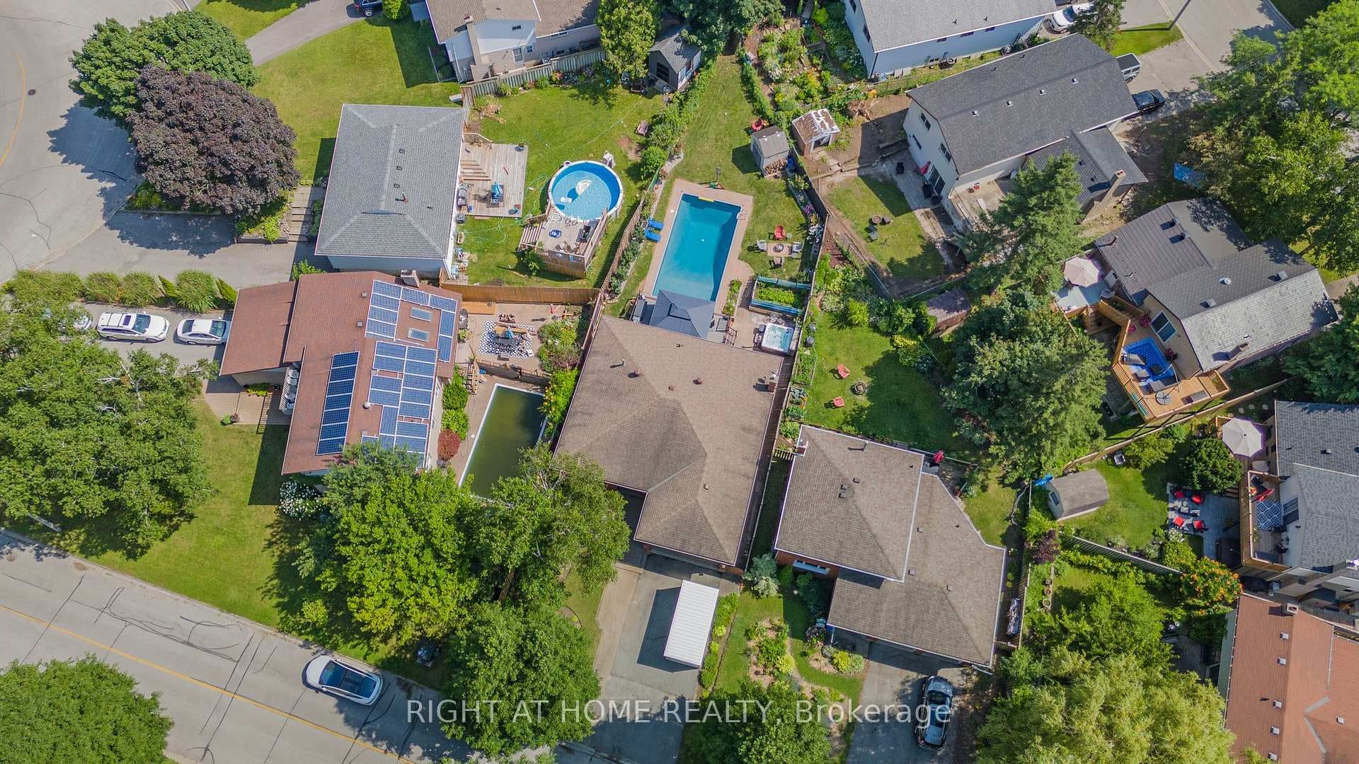 432 Innisfil Street photo 27