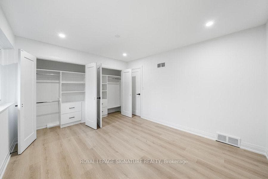 21 Donwoods Drive Unit Lower photo 9