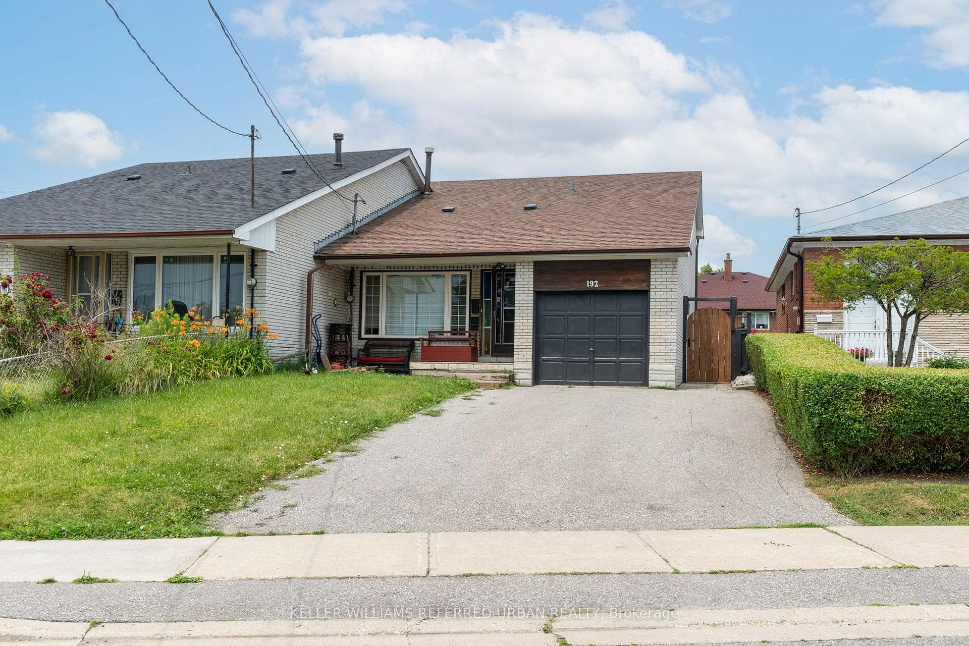 192 Giltspur Drive Unit Lower photo 1