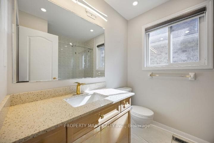 26 Salamander Street Unit Main & 2nd Floor photo 21