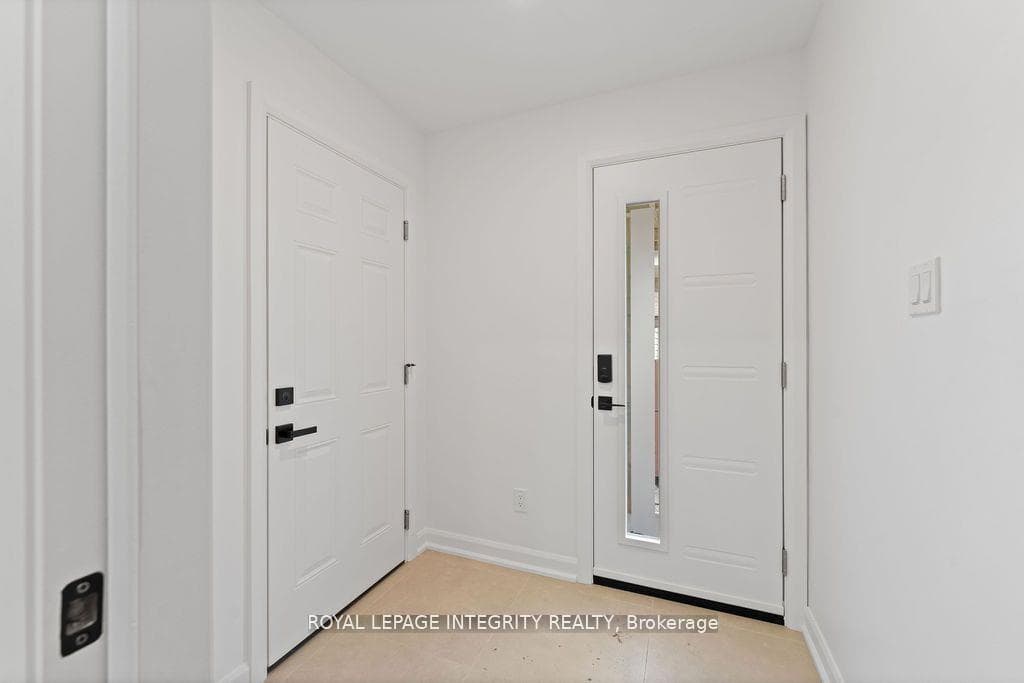 96 Fieldrow Street Unit A photo 2