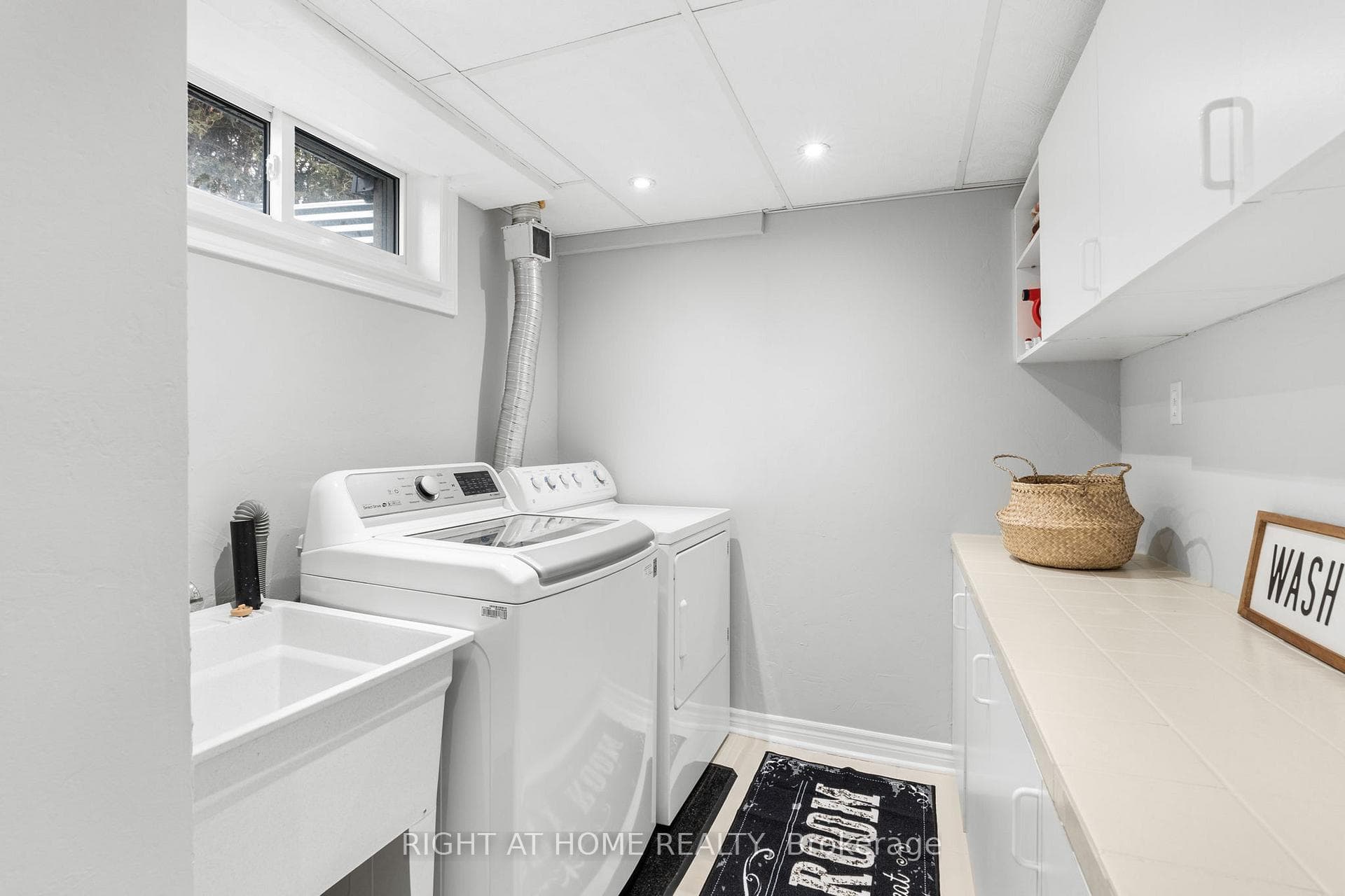 27 Thorncliff Place photo 30