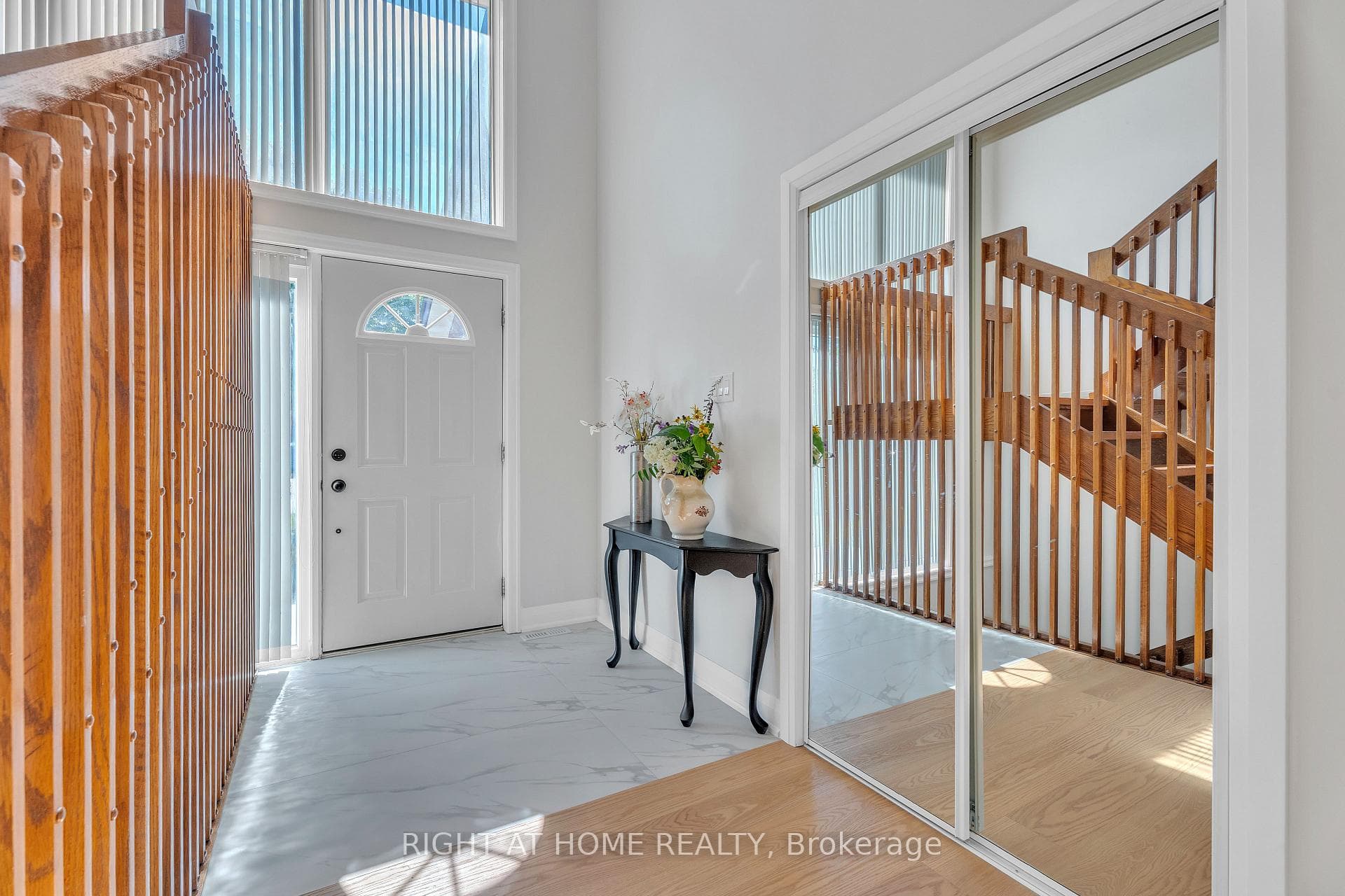 26 GRASMERE Crescent photo 4