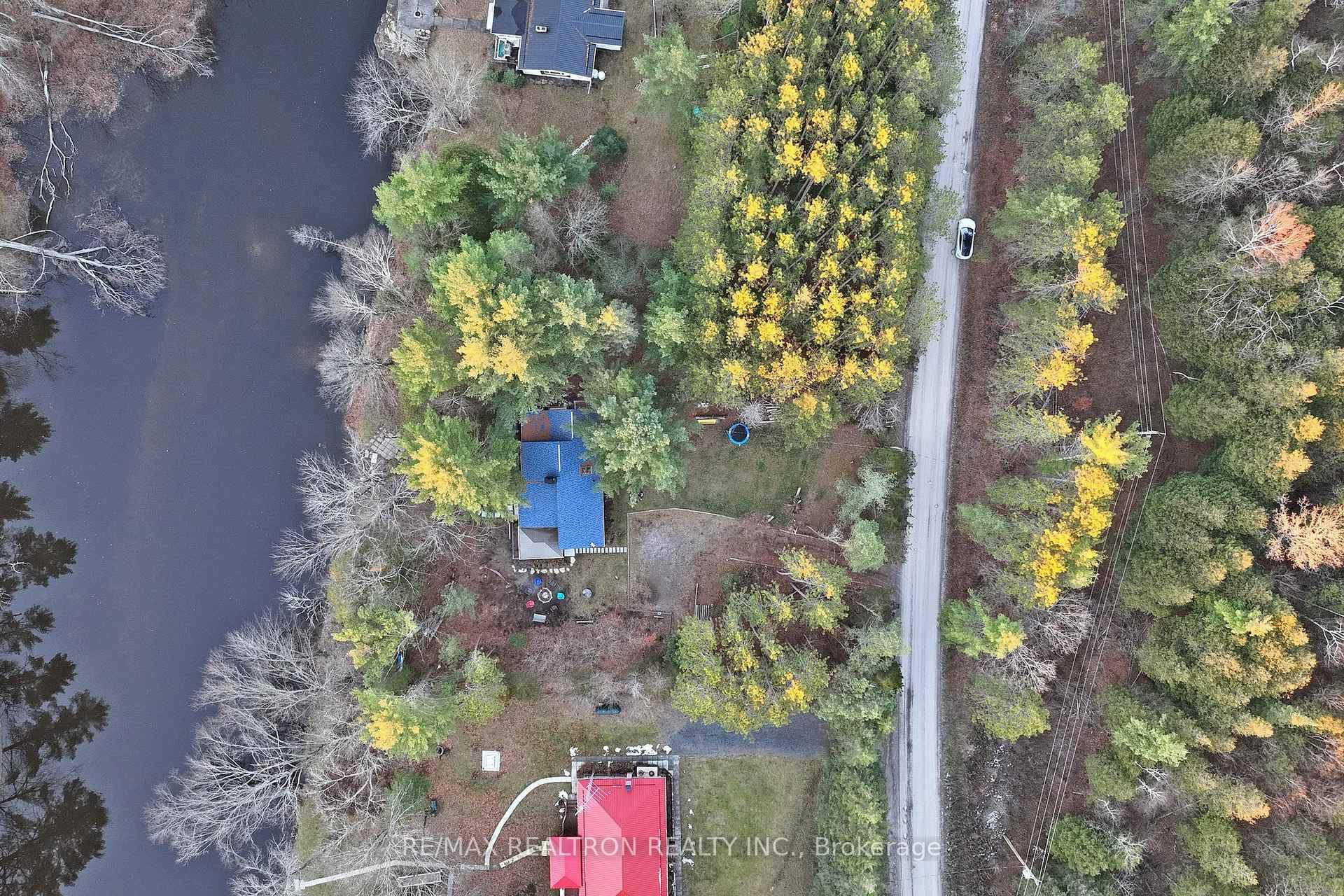 248 Fireroute 18 Road photo 36