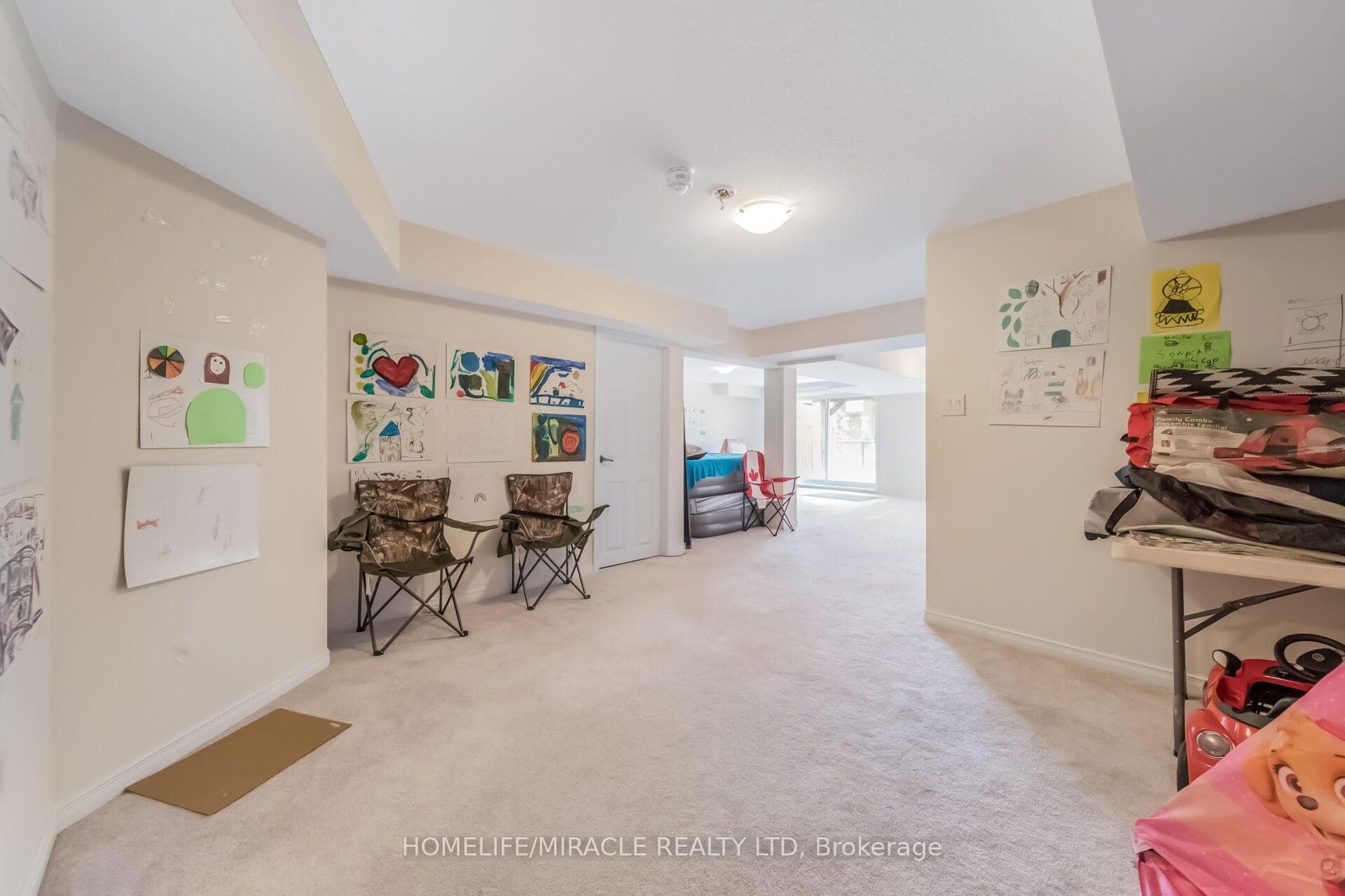 14 Abercrombie Crescent photo 41