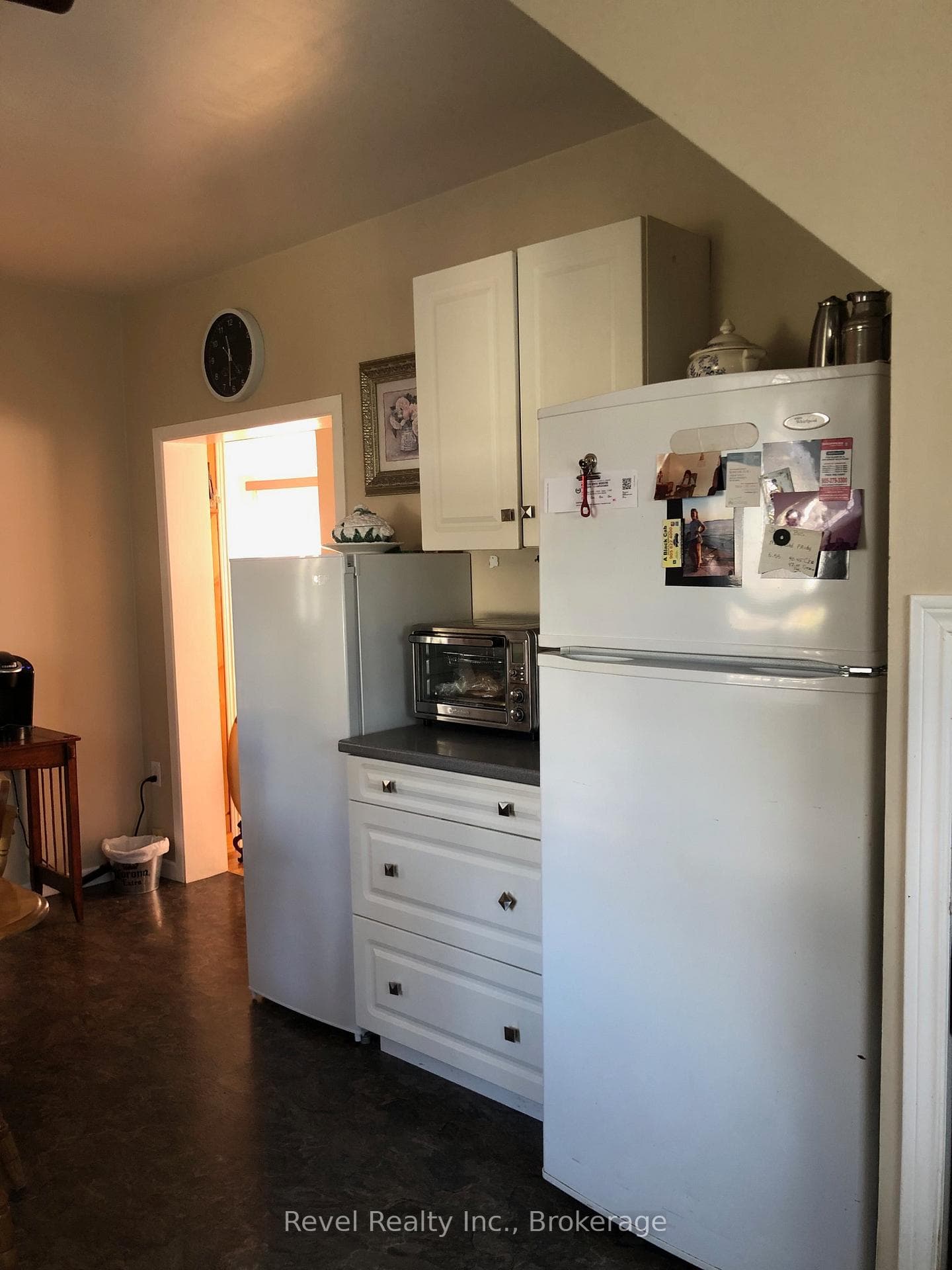 31 Cain Avenue photo 10