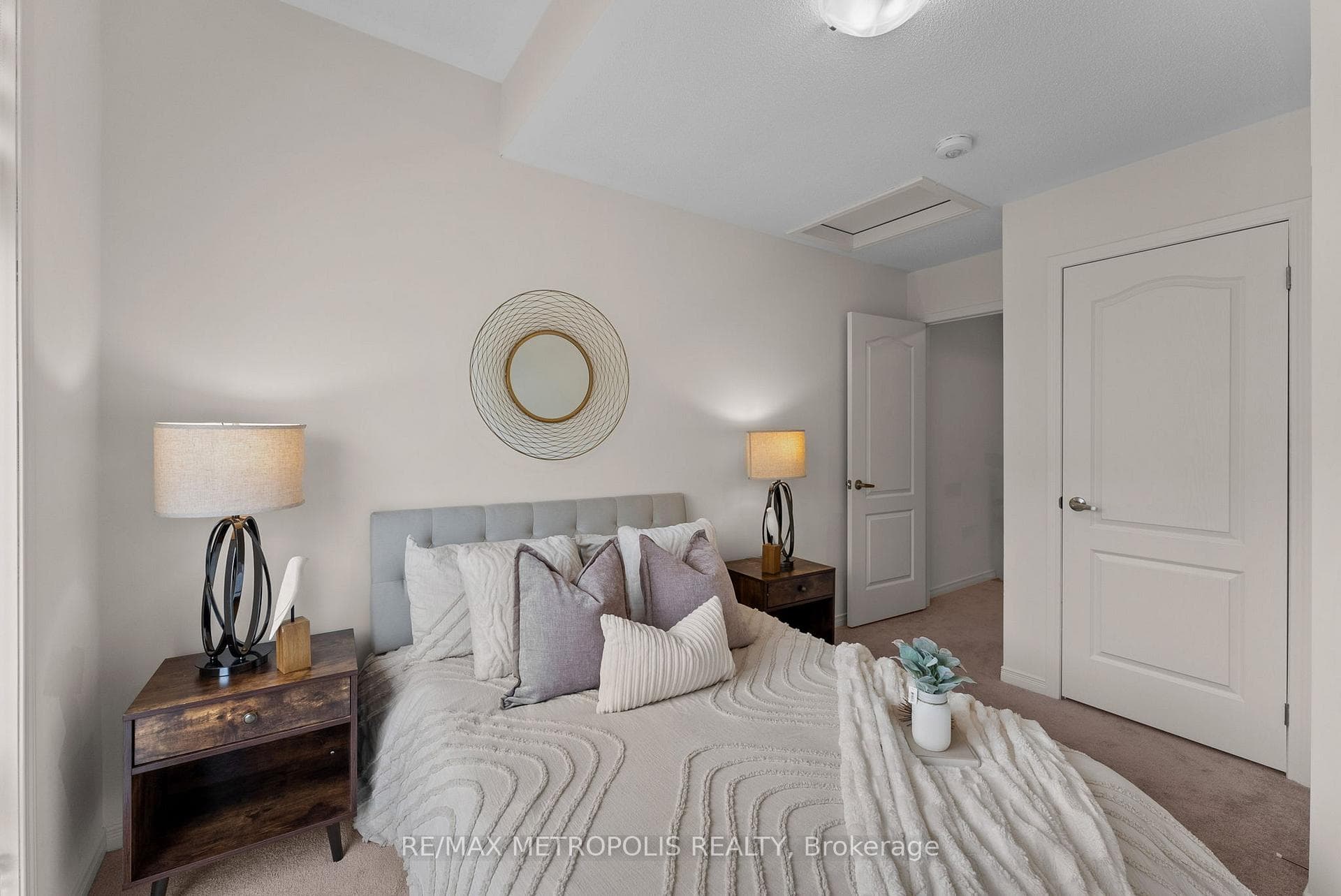 1444 Coral Springs Path photo 20