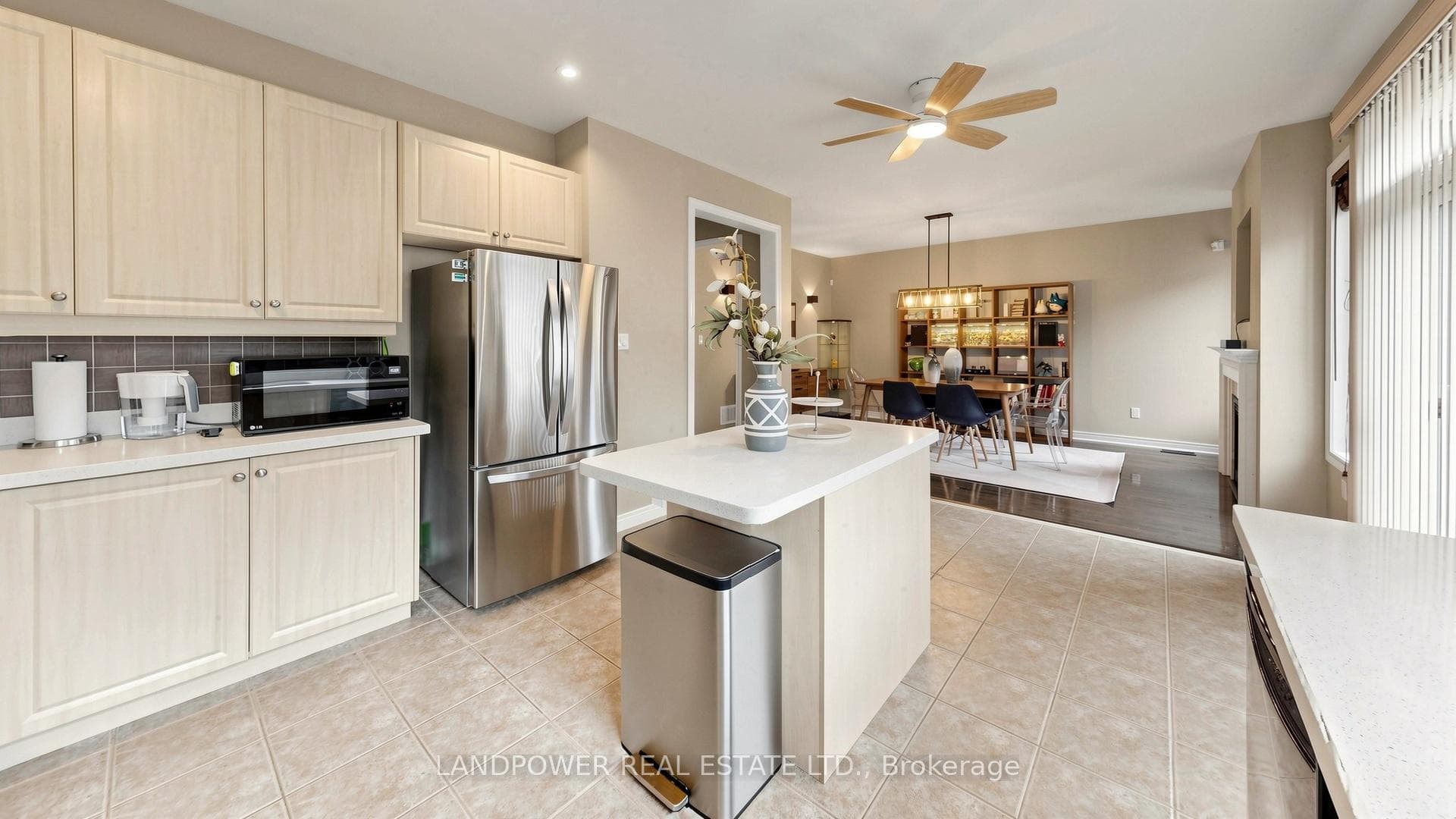 49 Winter Creek Crescent photo 9