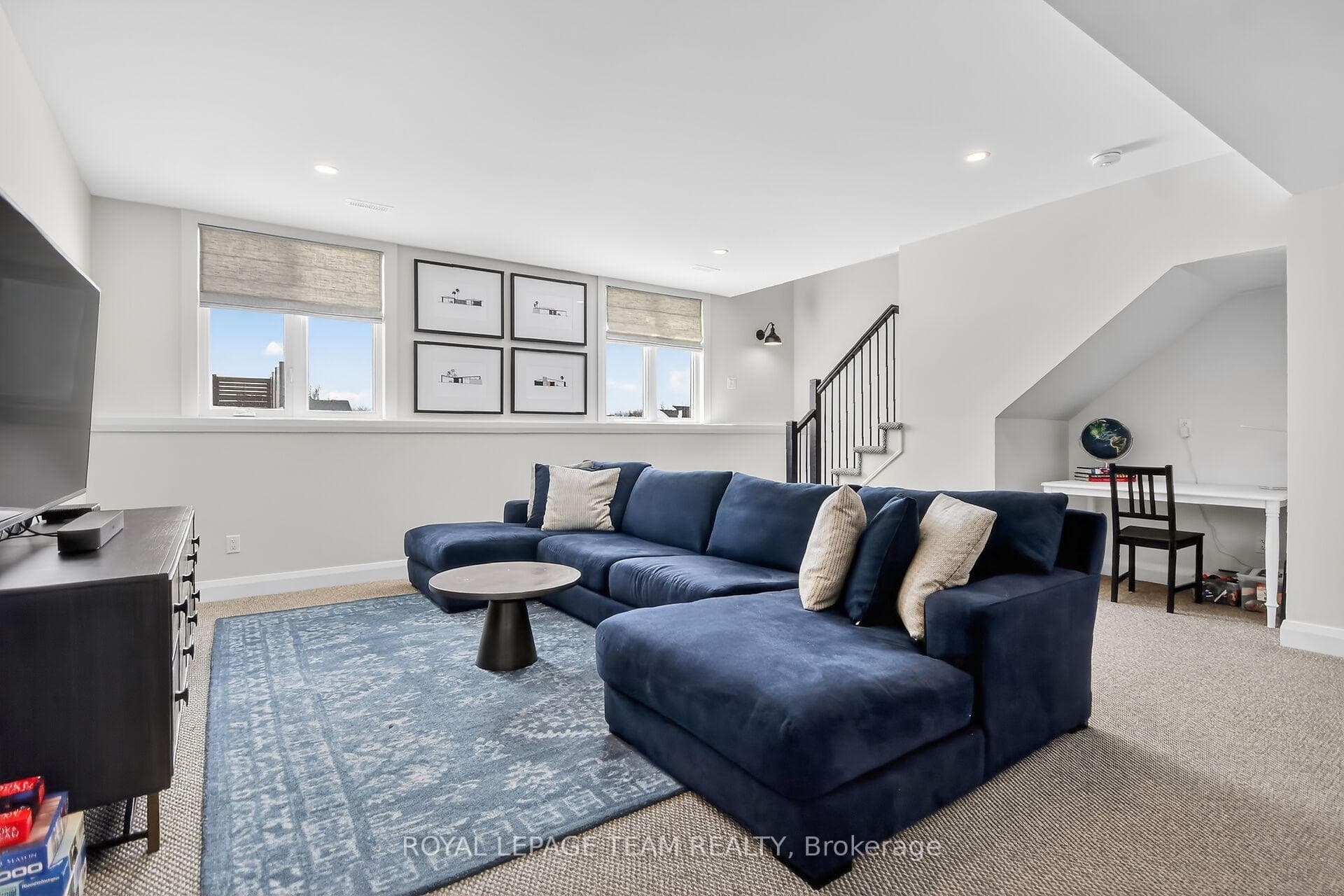 212 Kaswit Drive photo 34