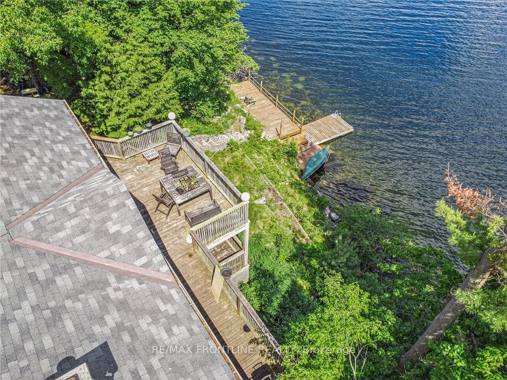 114 MACMILLAN Drive photo 24
