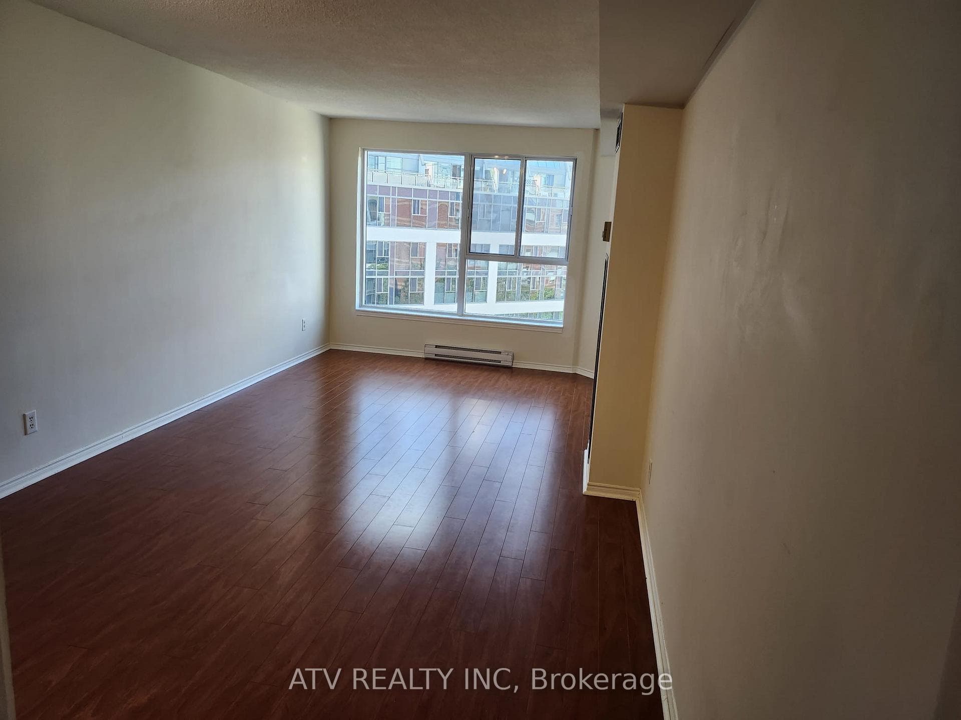 222 The Esplanade N/A Unit 829 photo 13
