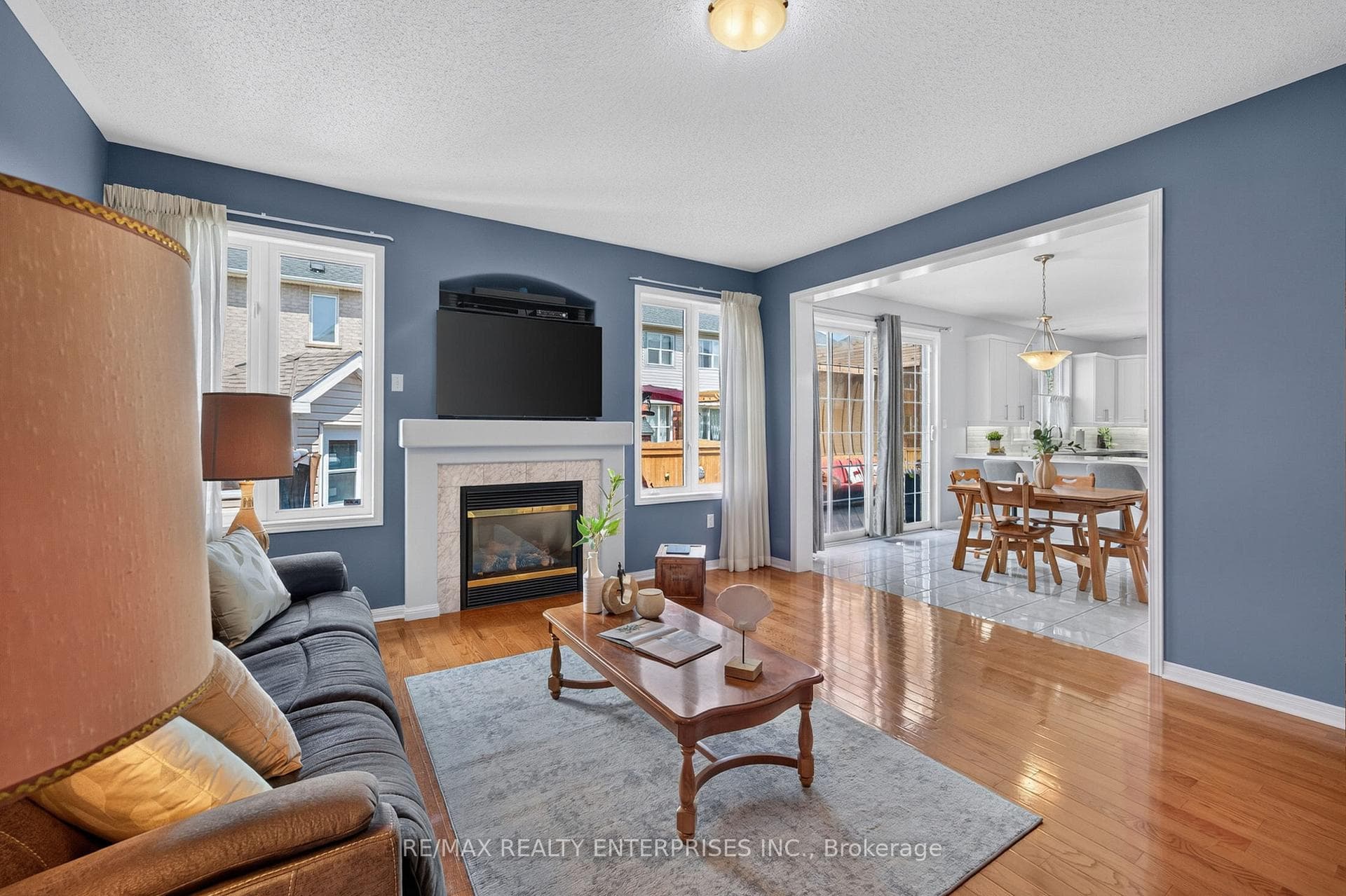 987 Stearn Place photo 18