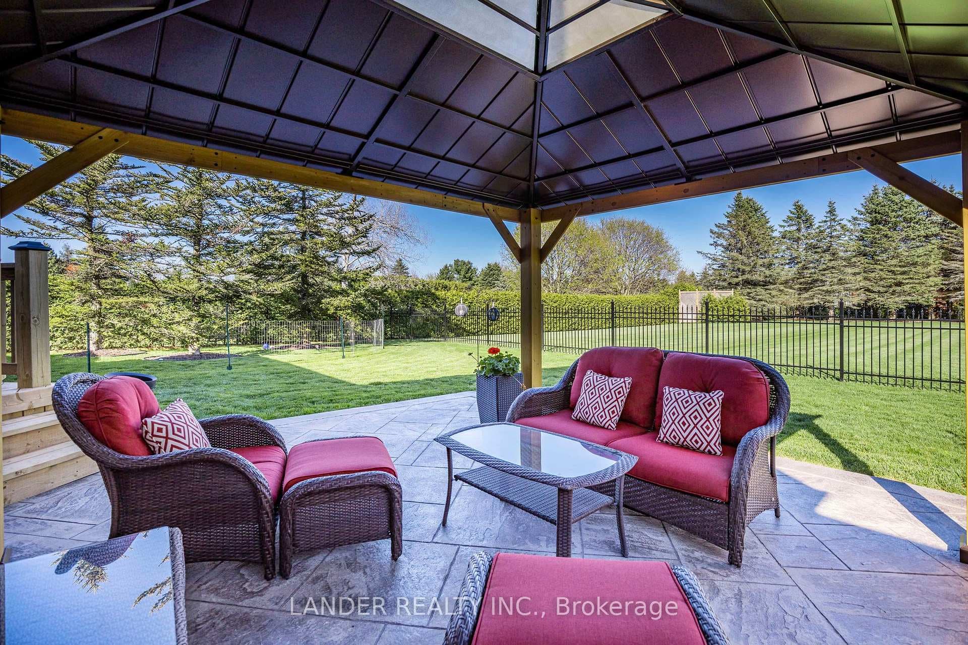 19 Mcmullen Drive photo 30