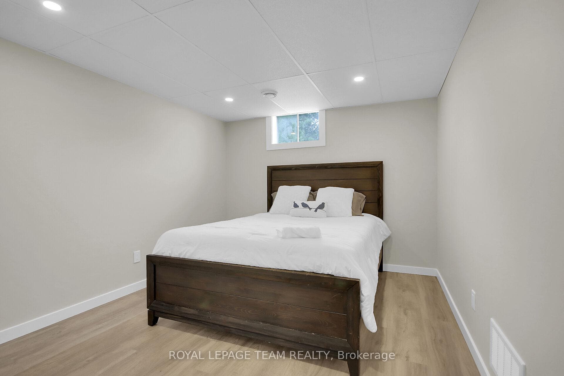 174 Porter Road photo 32