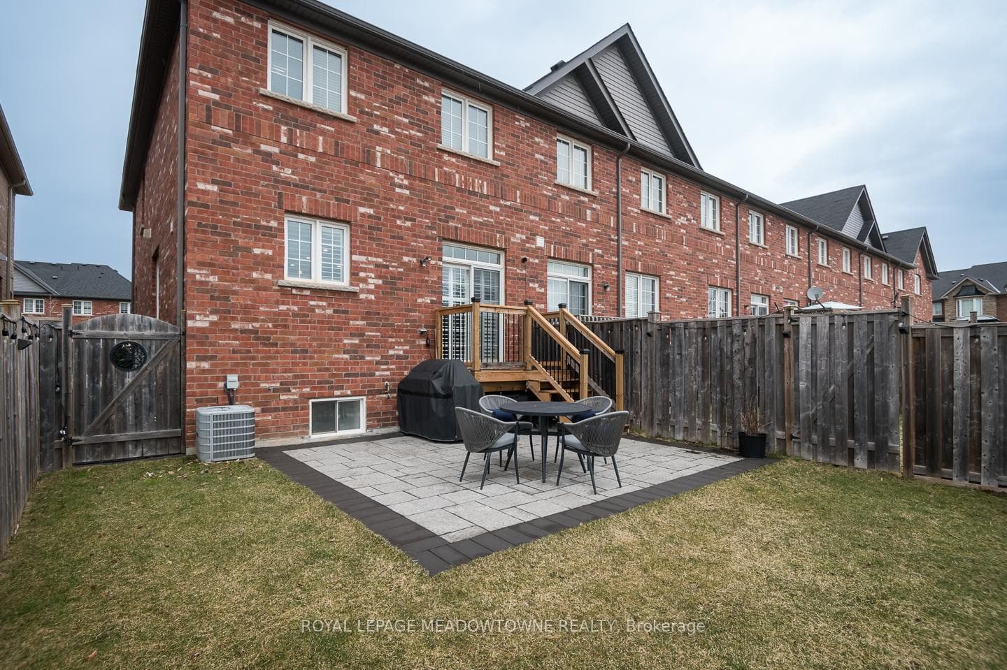 All Brick Construction