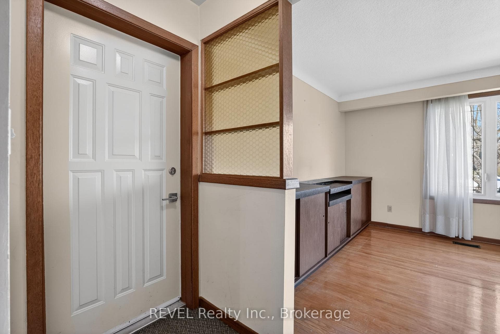 15 Woodgate Drive photo 8