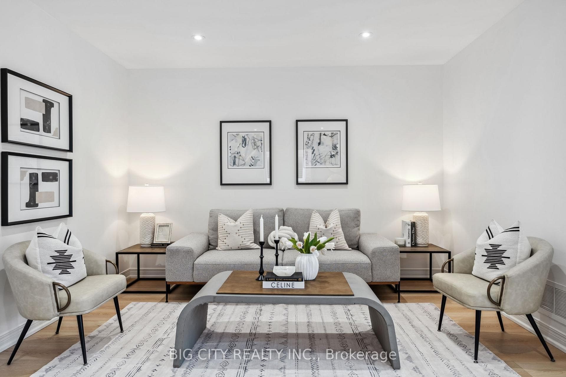 163 Burgess Crescent photo 4