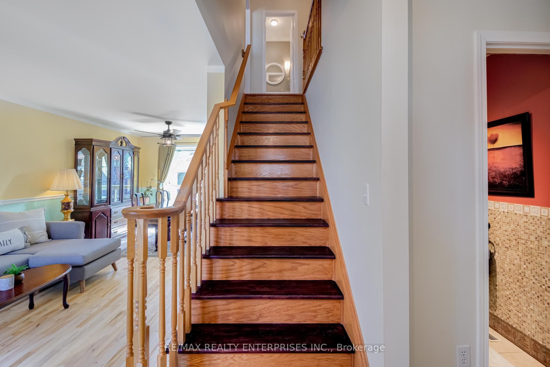 7 Springhurst Avenue photo 9