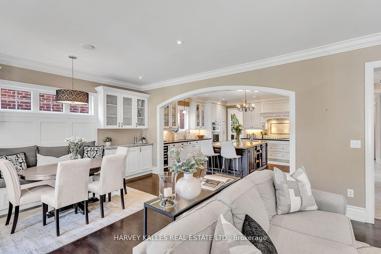 179 Franklin Avenue photo 13