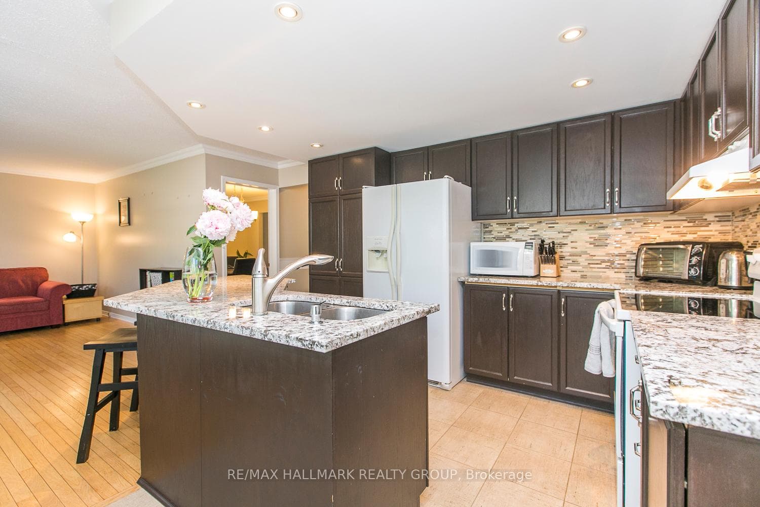 382 Pauline Charron Place photo 17